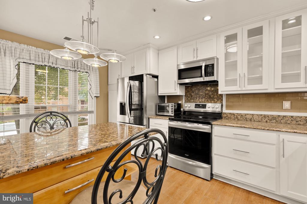 9204 OREGOLD COURT