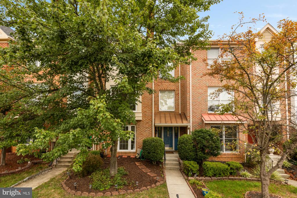 9204 OREGOLD COURT