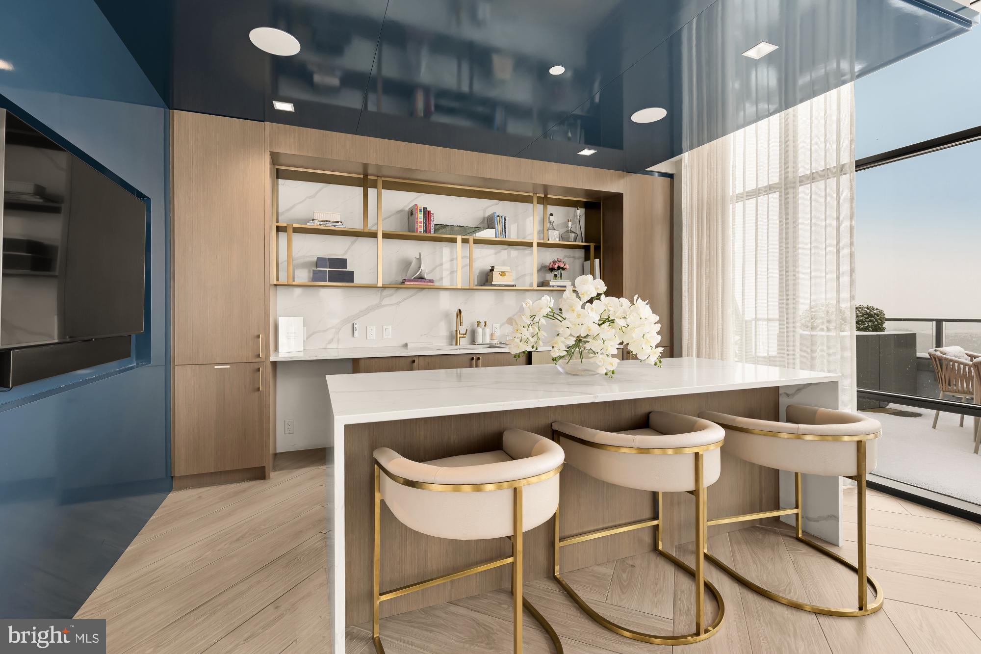 1201 N ROYAL STREET 206