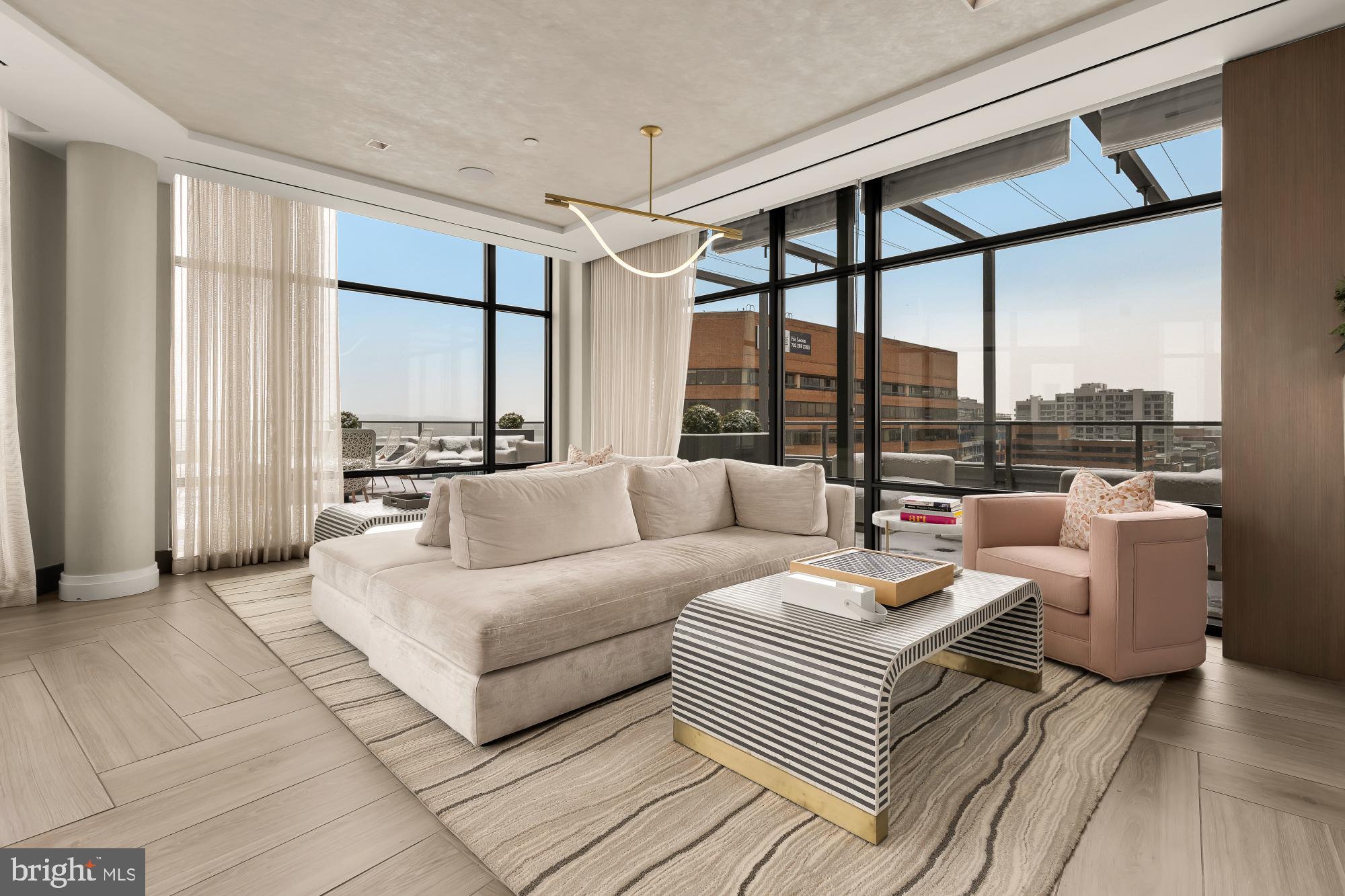 1201 N ROYAL STREET 206