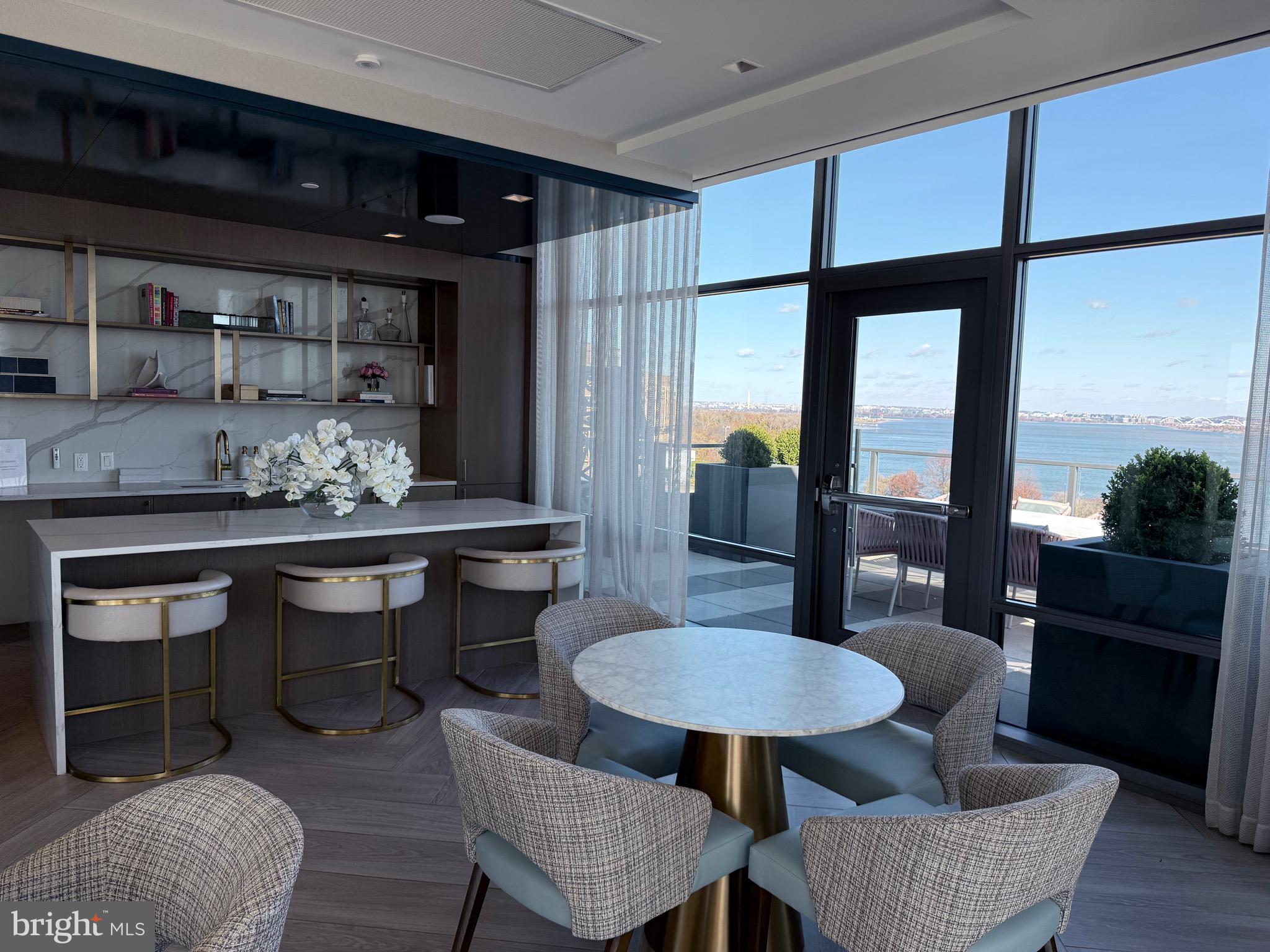 1201 N ROYAL STREET 206