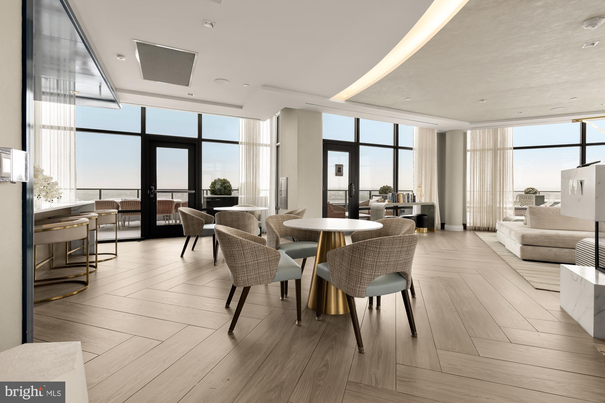 1201 N ROYAL STREET 206