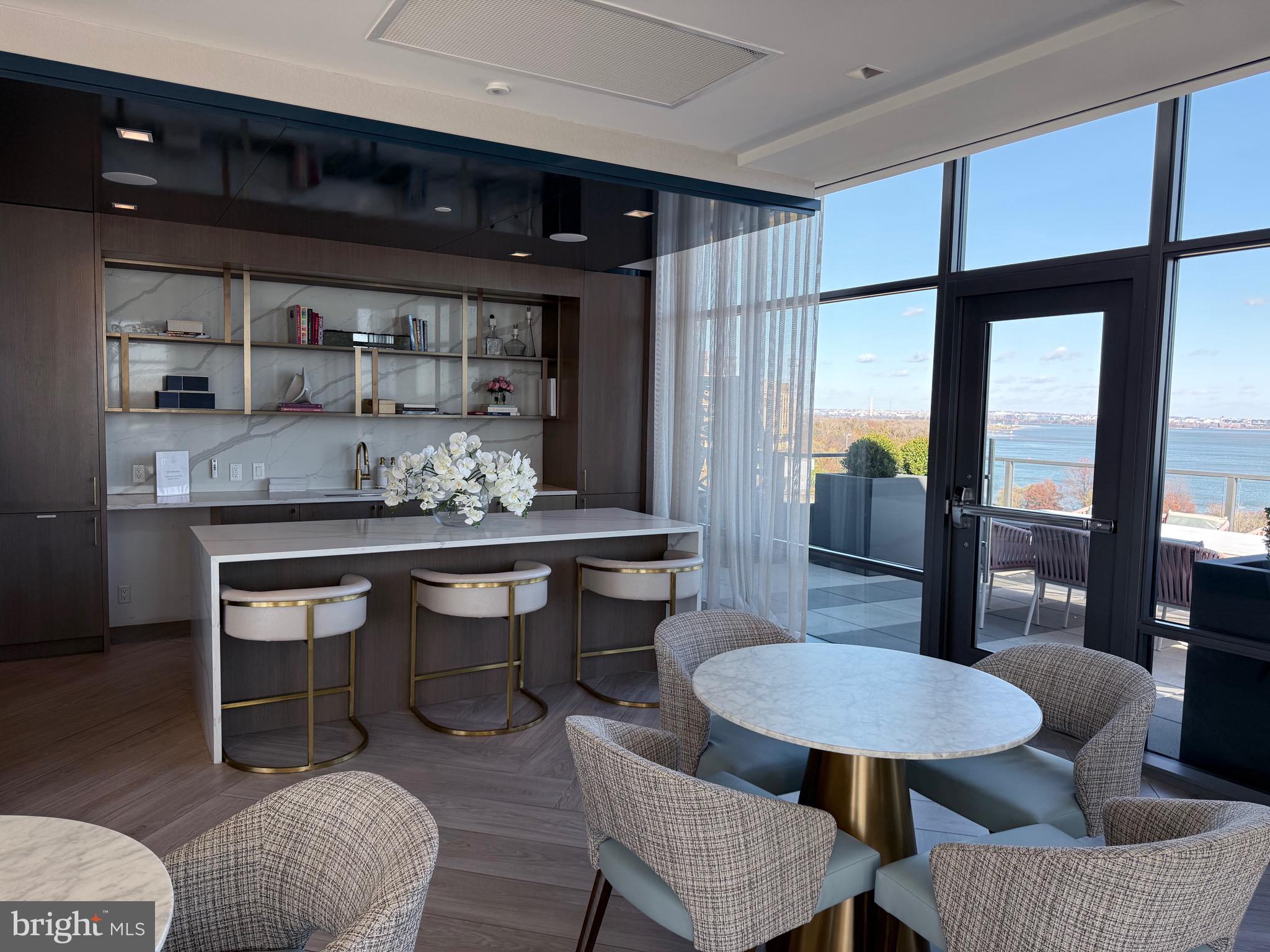 1201 N ROYAL STREET 206