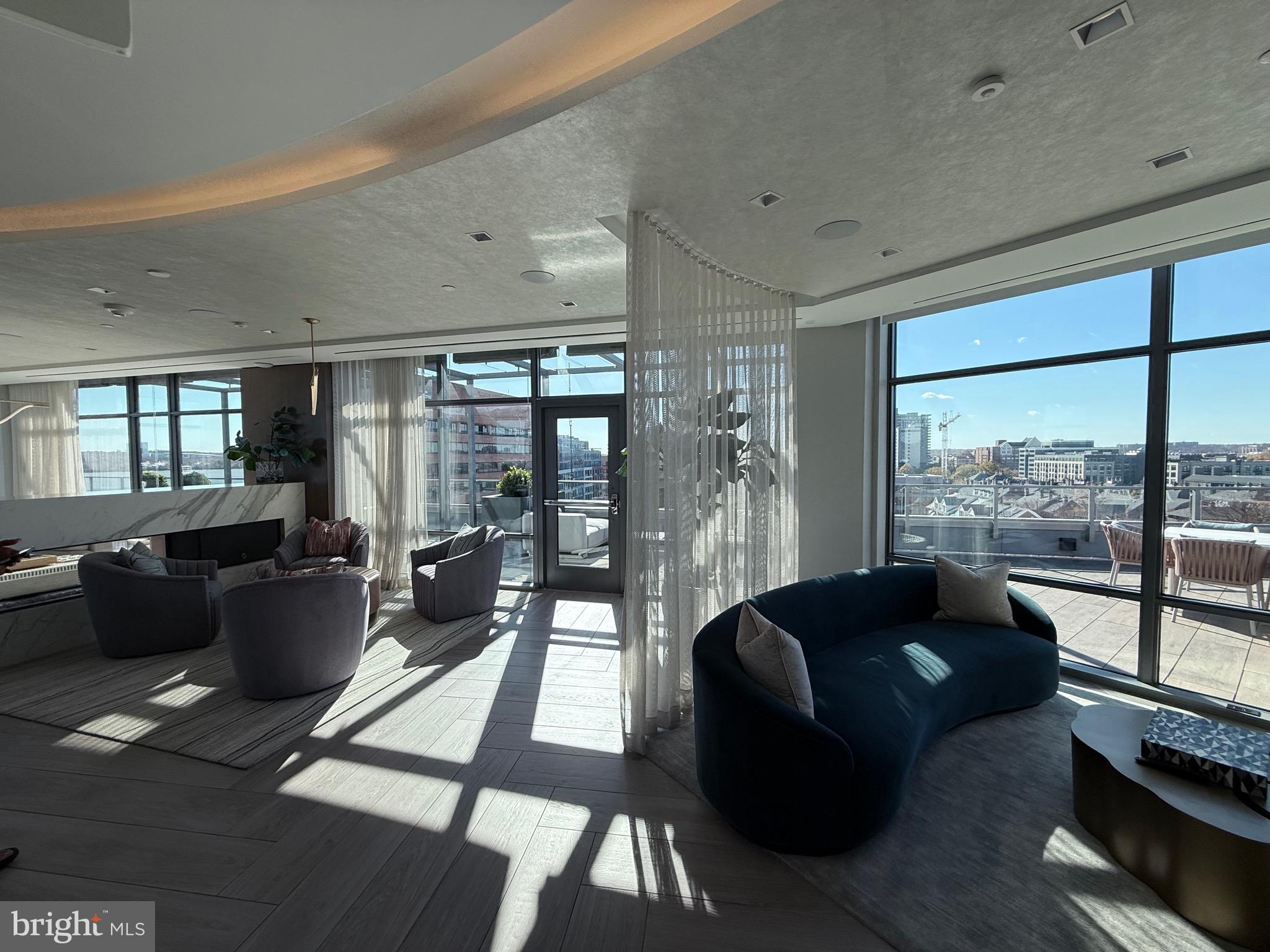 1201 N ROYAL STREET 206