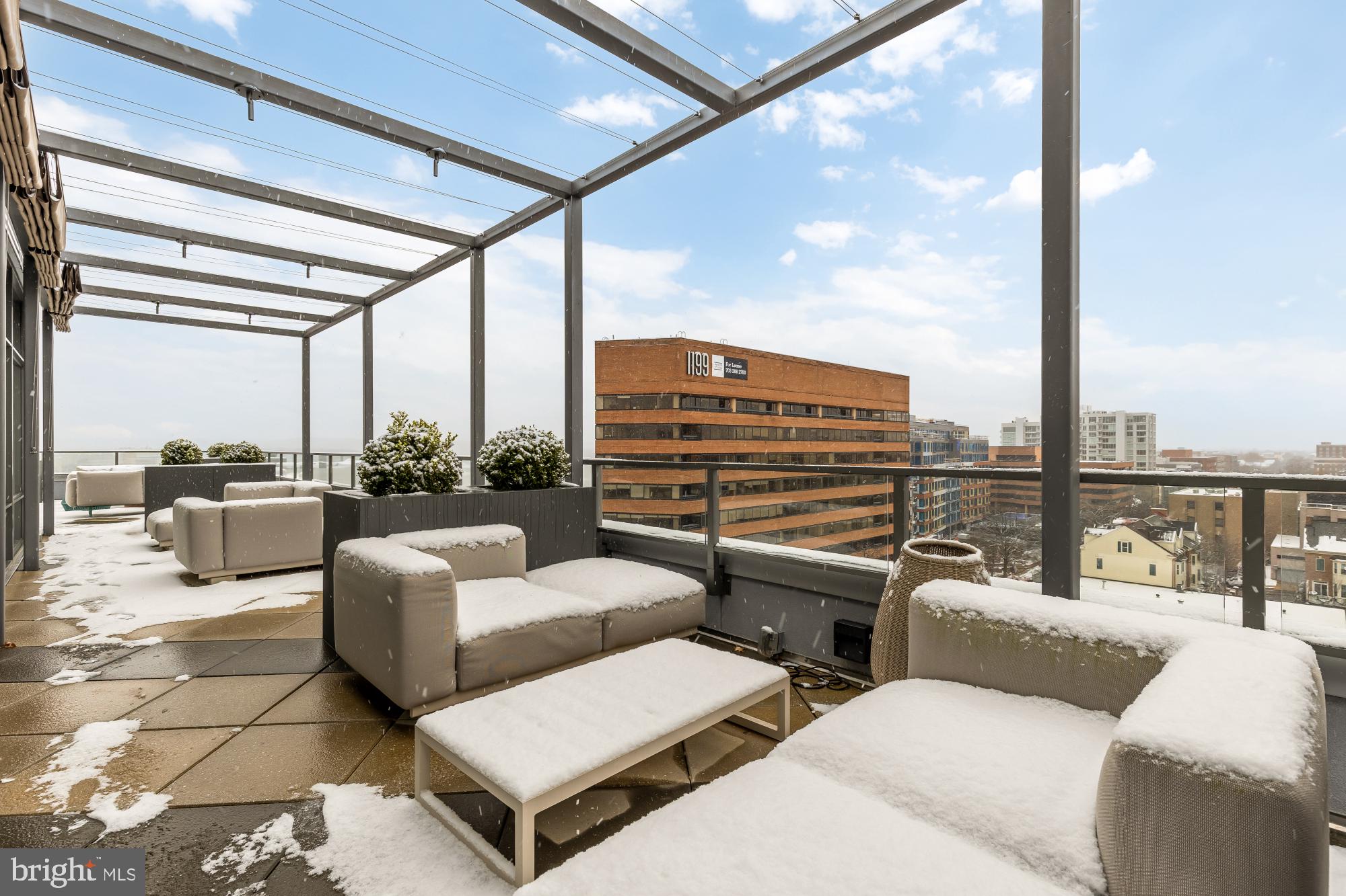 1201 N ROYAL STREET 206