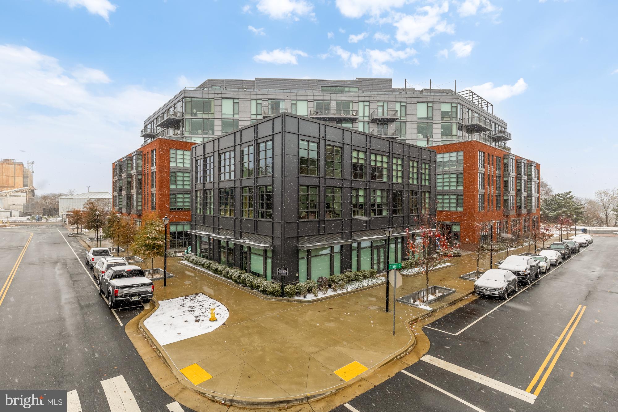 1201 N ROYAL STREET 206