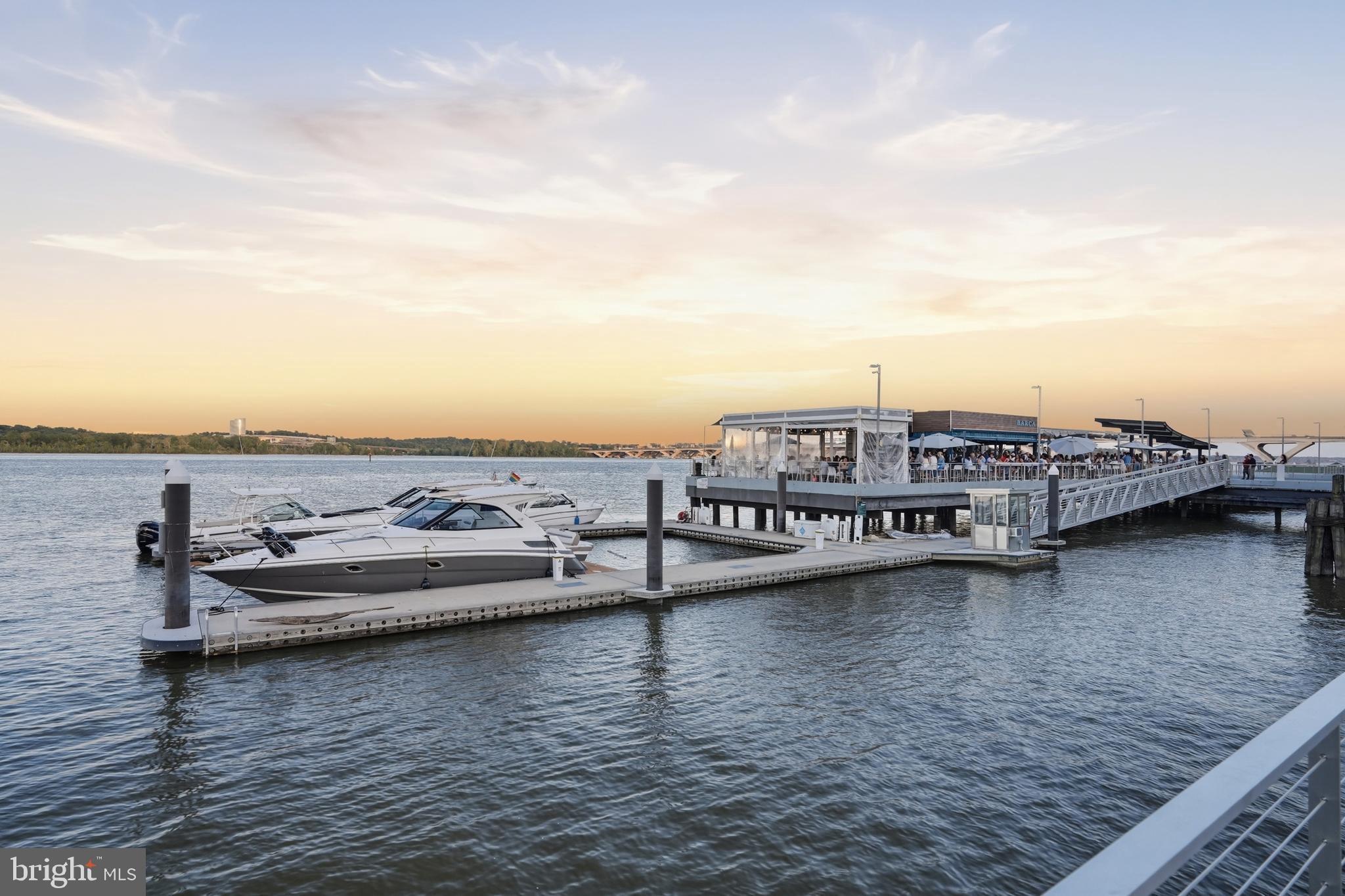 1201 N ROYAL STREET 206