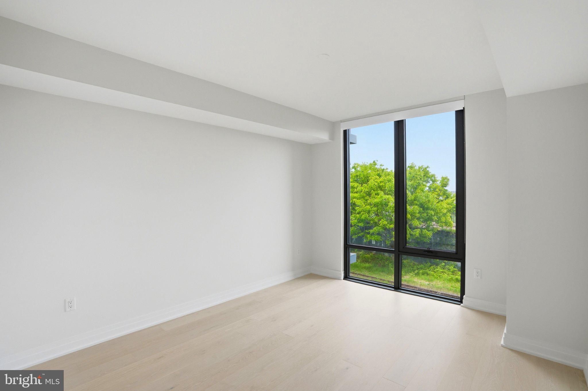 1201 N ROYAL STREET 206