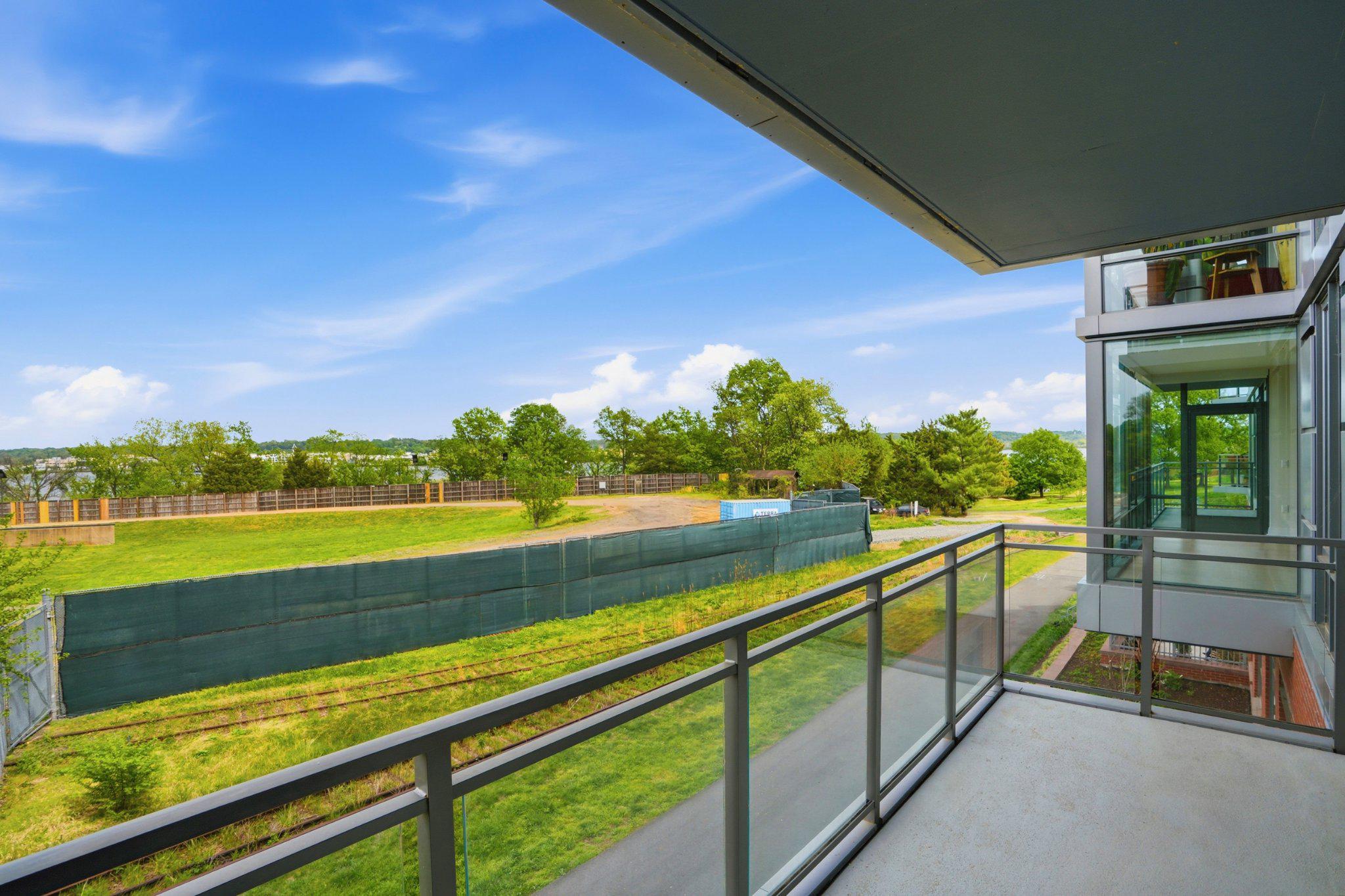 1201 N ROYAL STREET 206