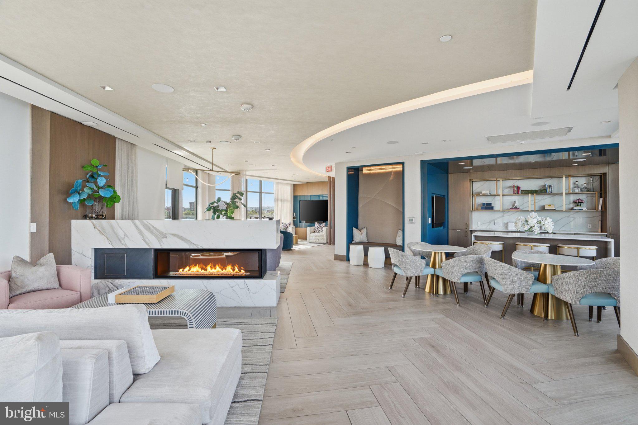 1201 N ROYAL STREET 206