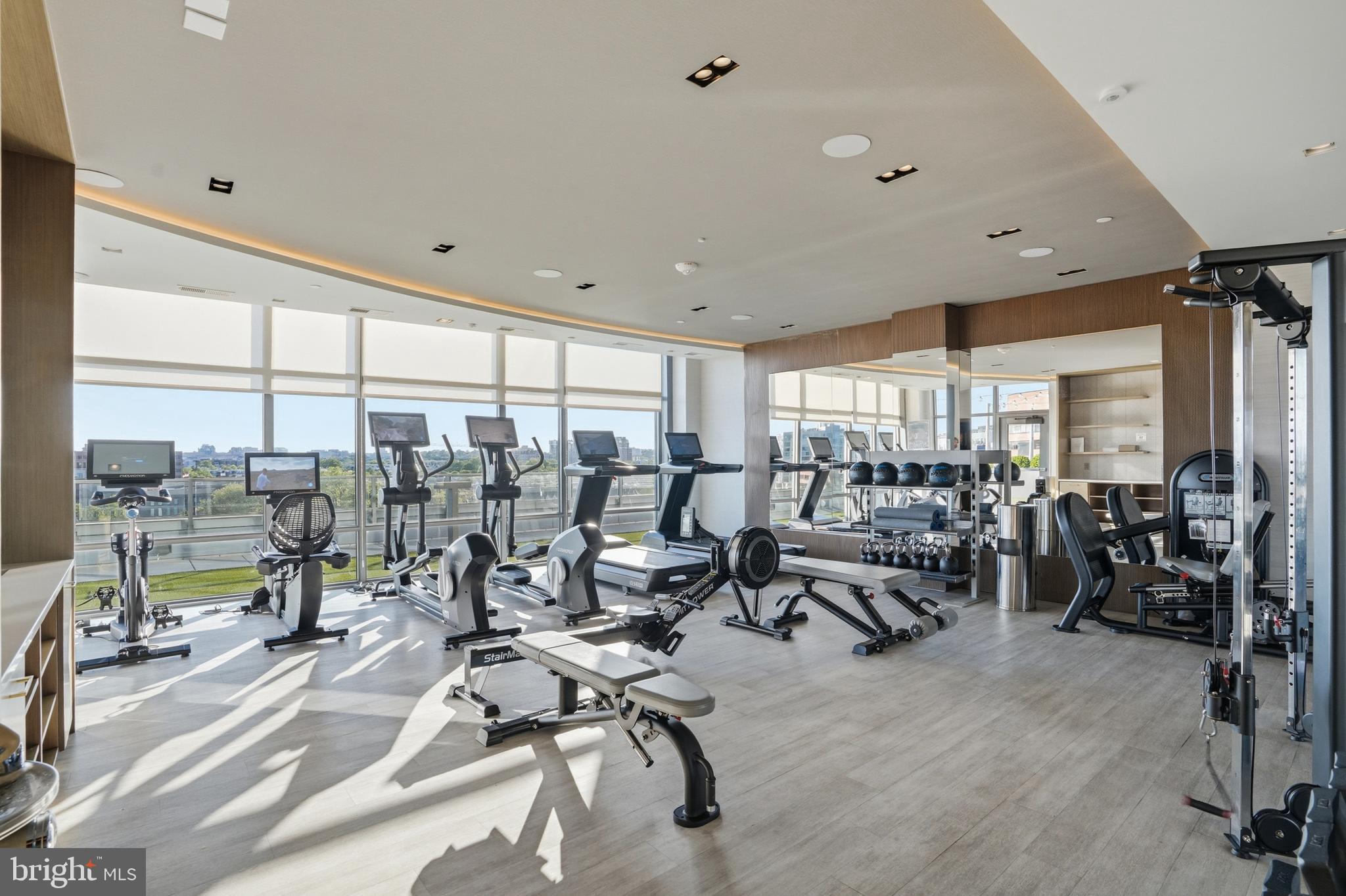 1201 N ROYAL STREET 206