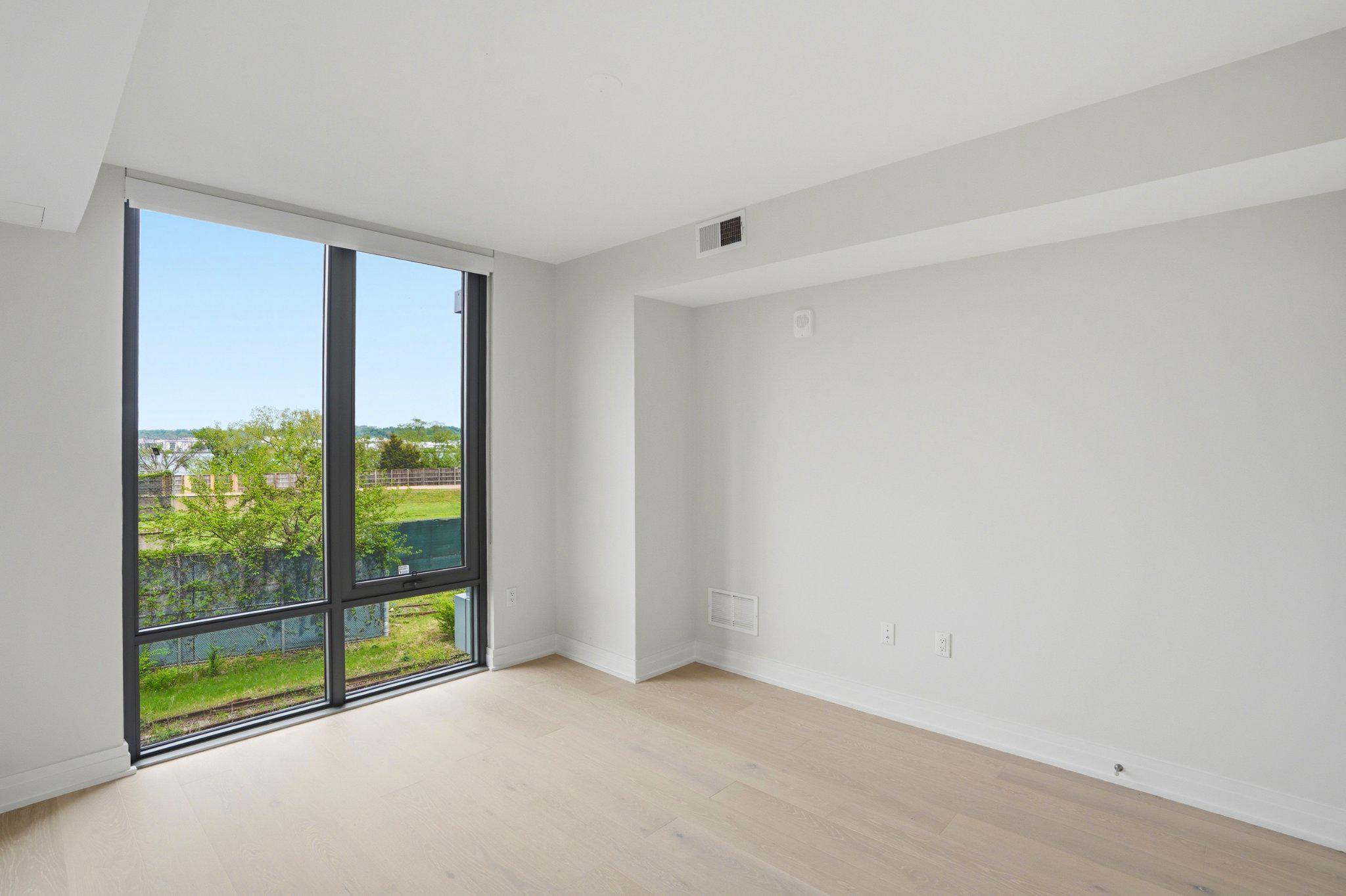 1201 N ROYAL STREET 206