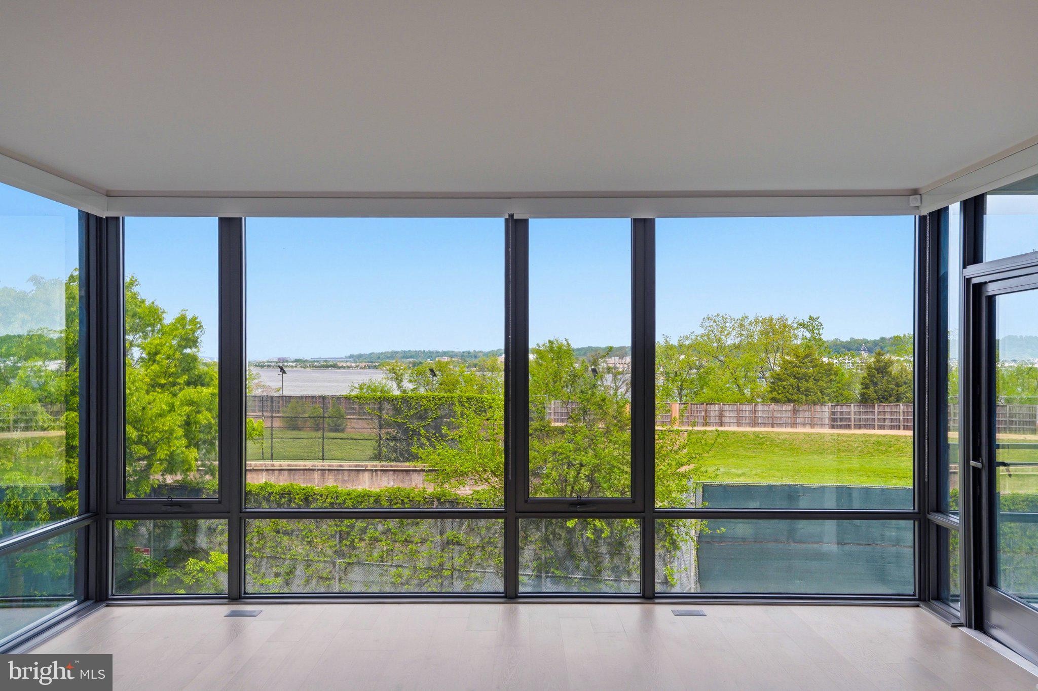 1201 N ROYAL STREET 206