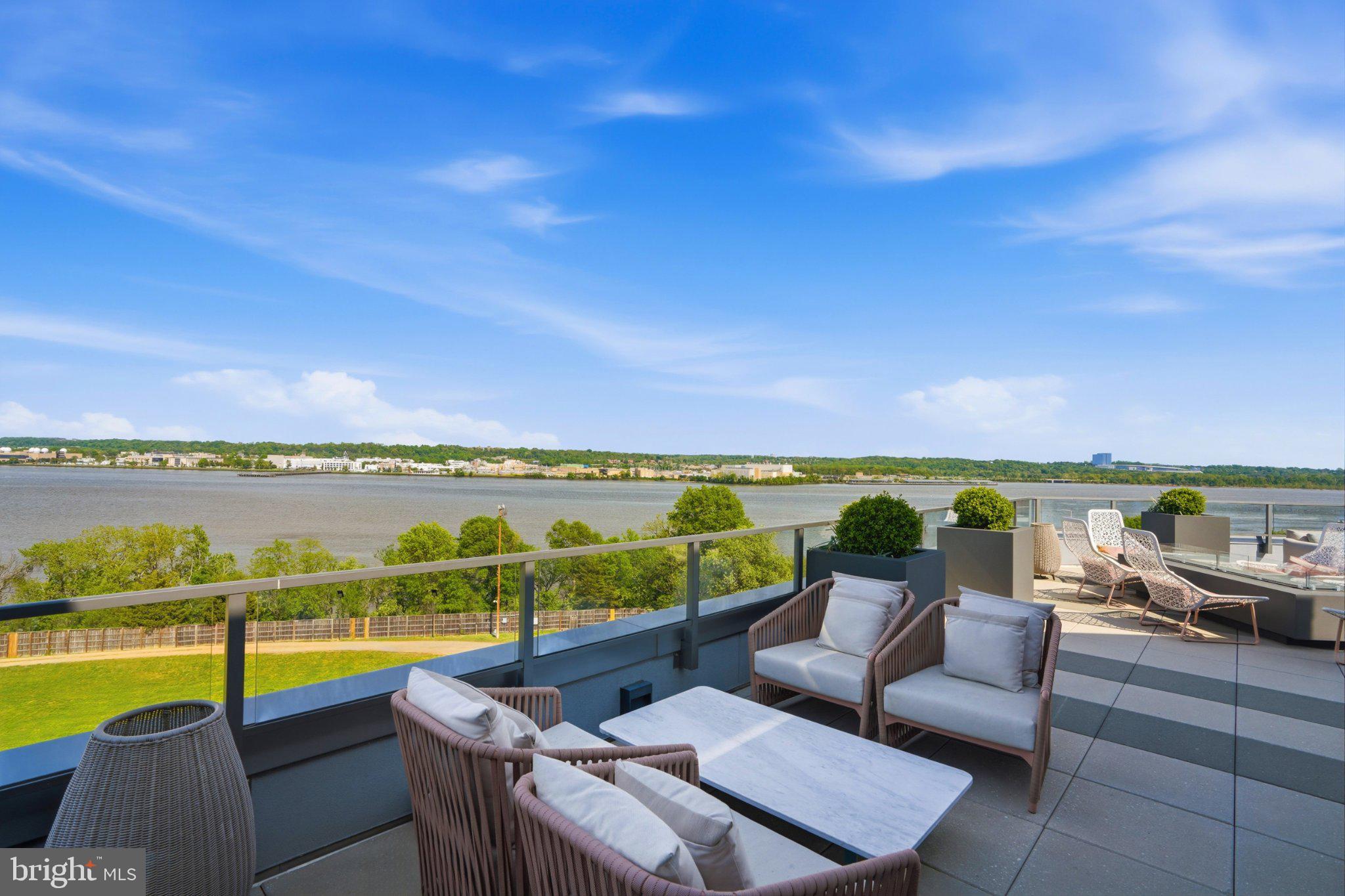 1201 N ROYAL STREET 206