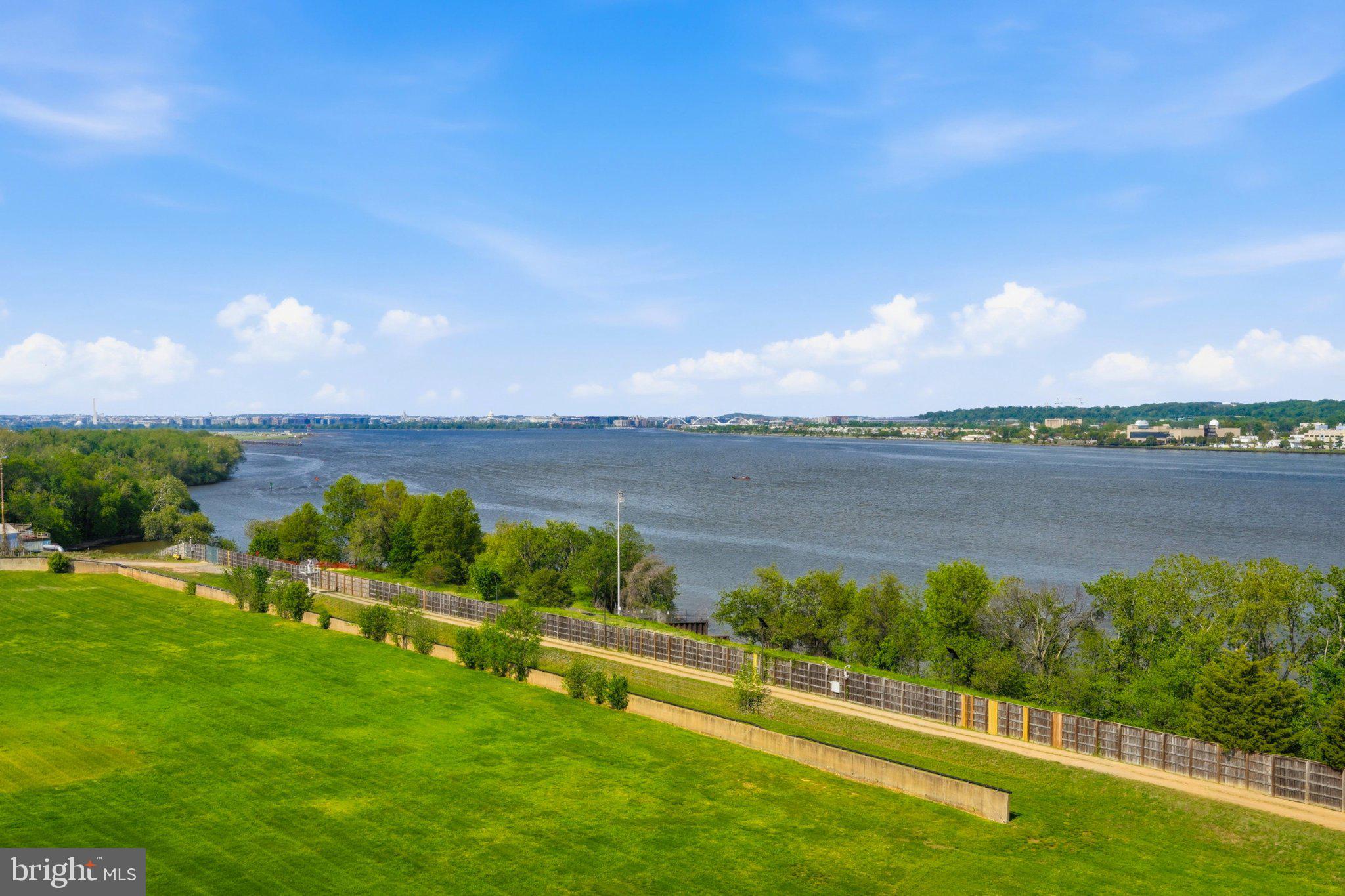 1201 N ROYAL STREET 206