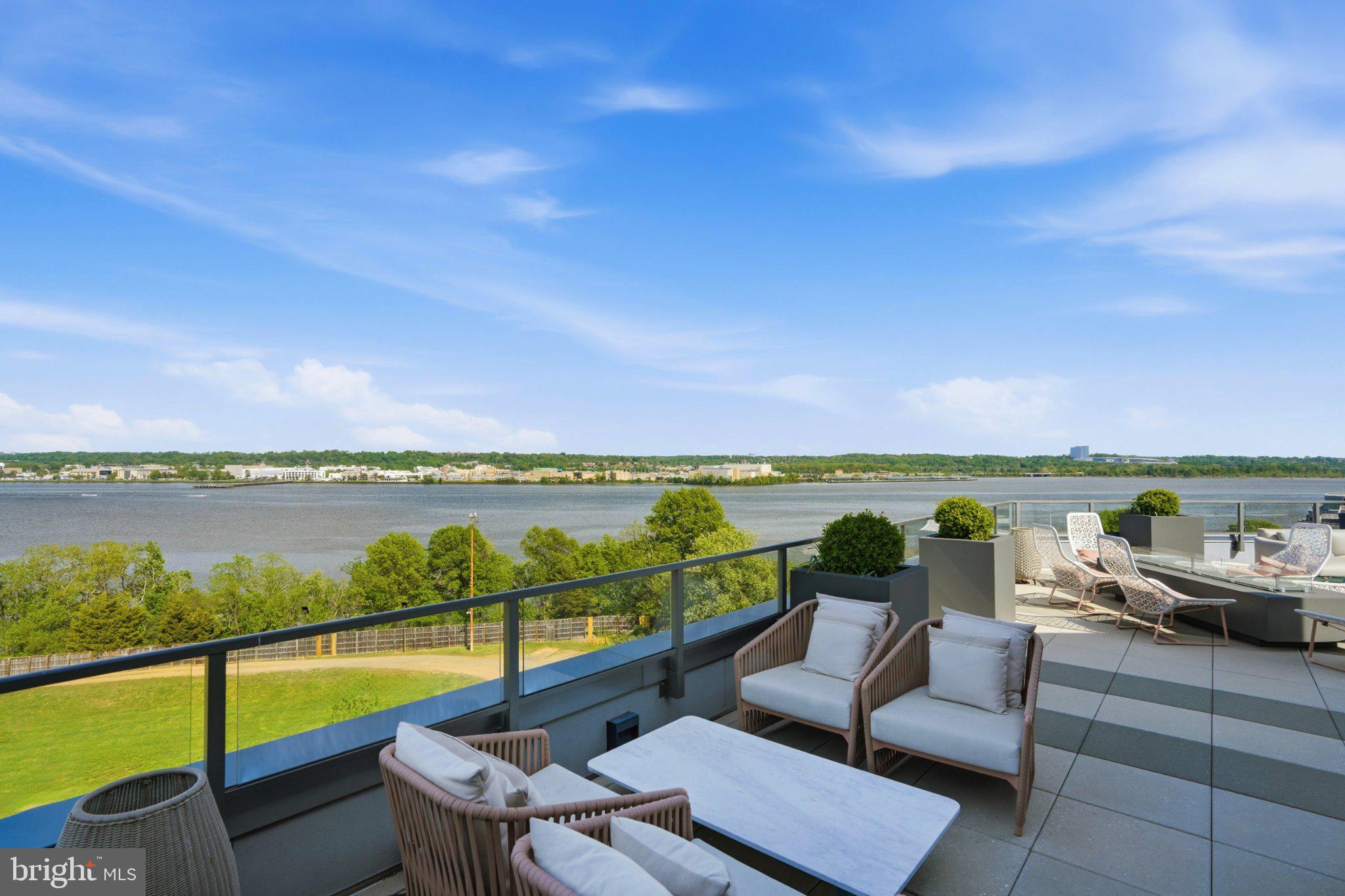 1201 N ROYAL STREET 206