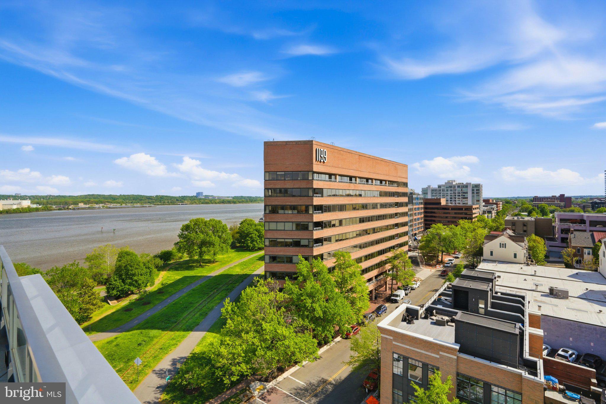 1201 N ROYAL STREET 206