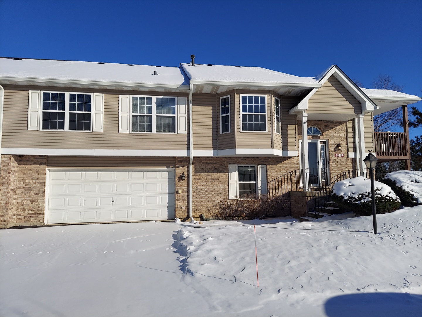 14009 Cambridge Circle