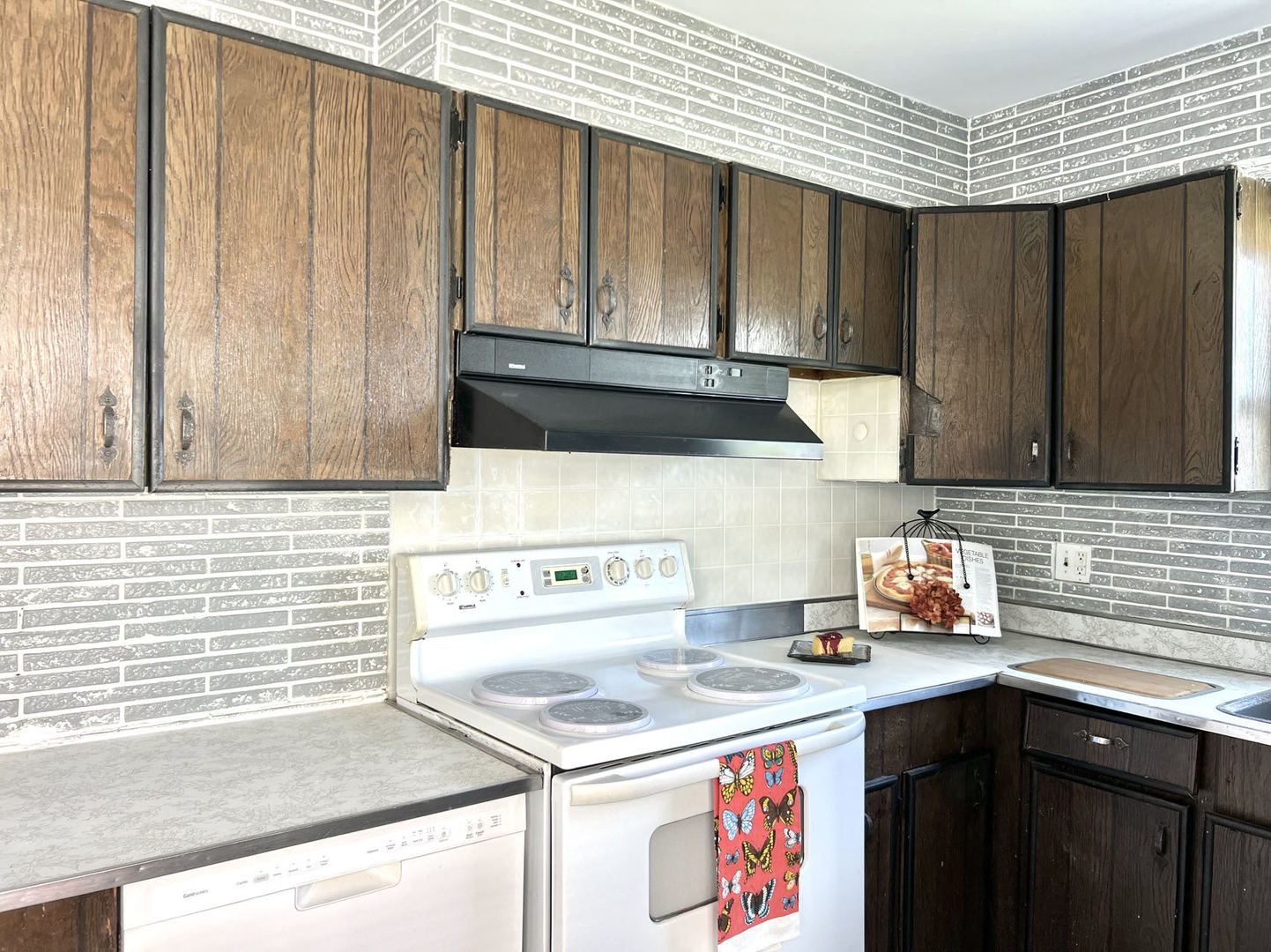 8853 N Washington Street Unit: A