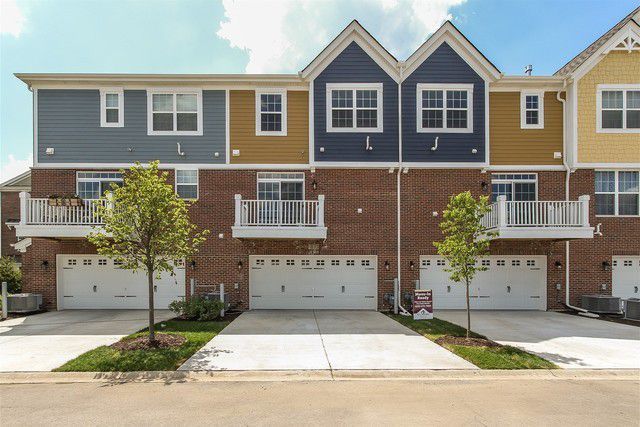 4182 Royal Mews Circle Unit: 4182
