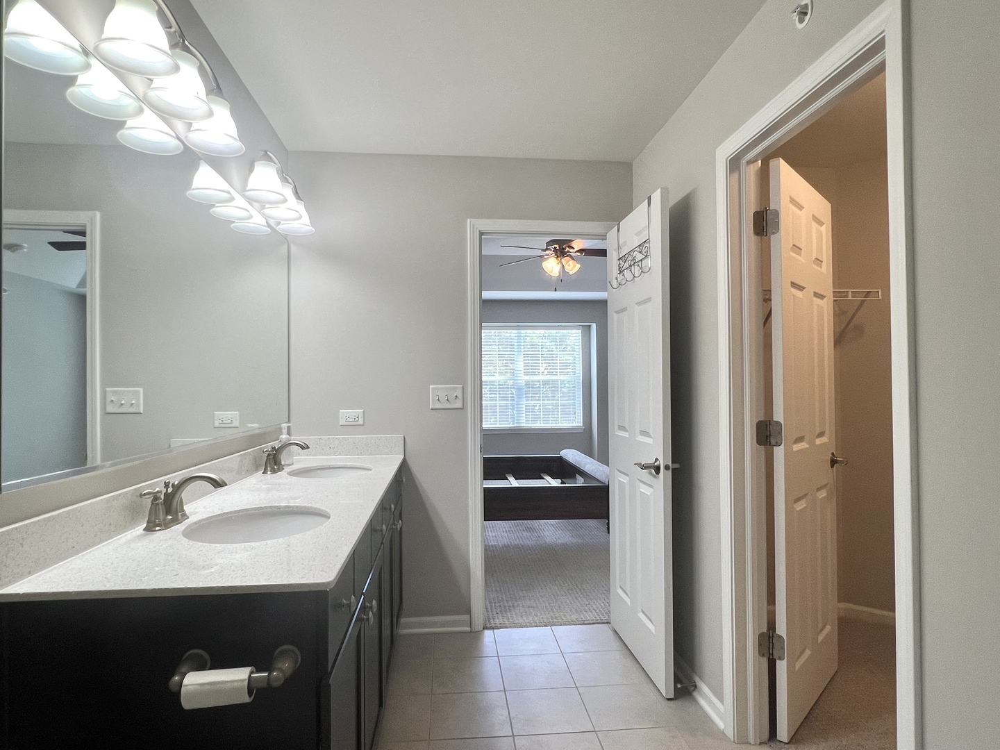 4182 Royal Mews Circle