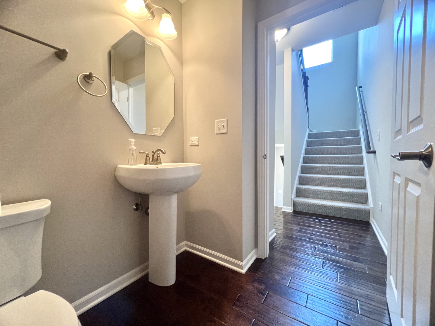 4182 Royal Mews Circle