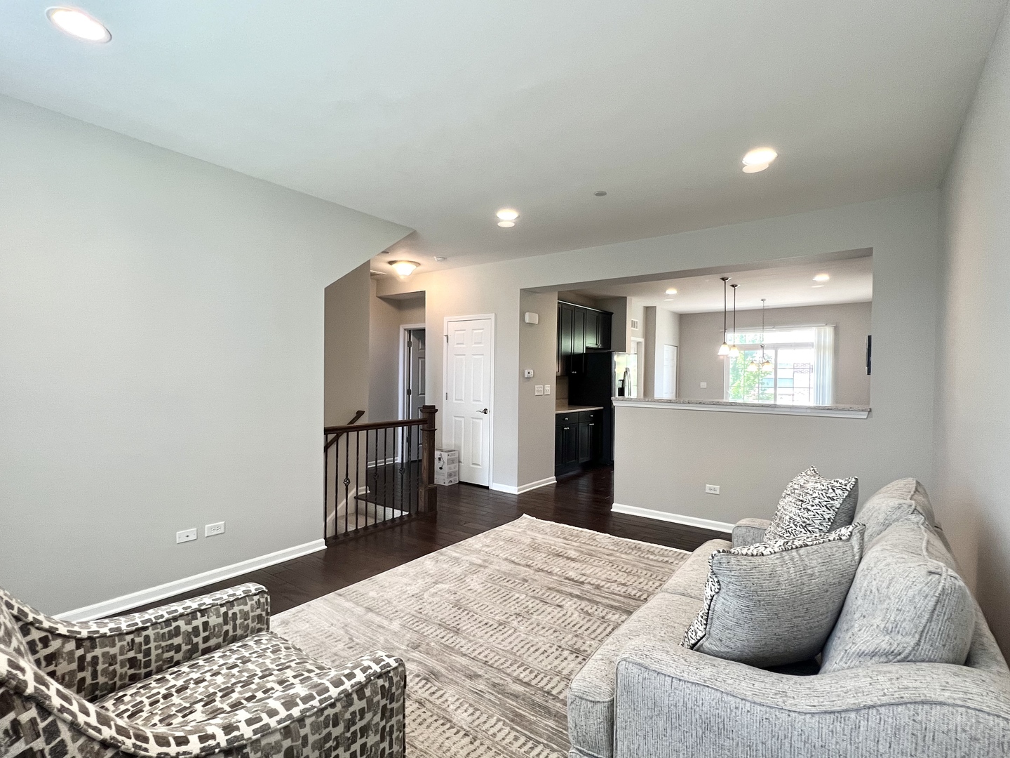 4182 Royal Mews Circle