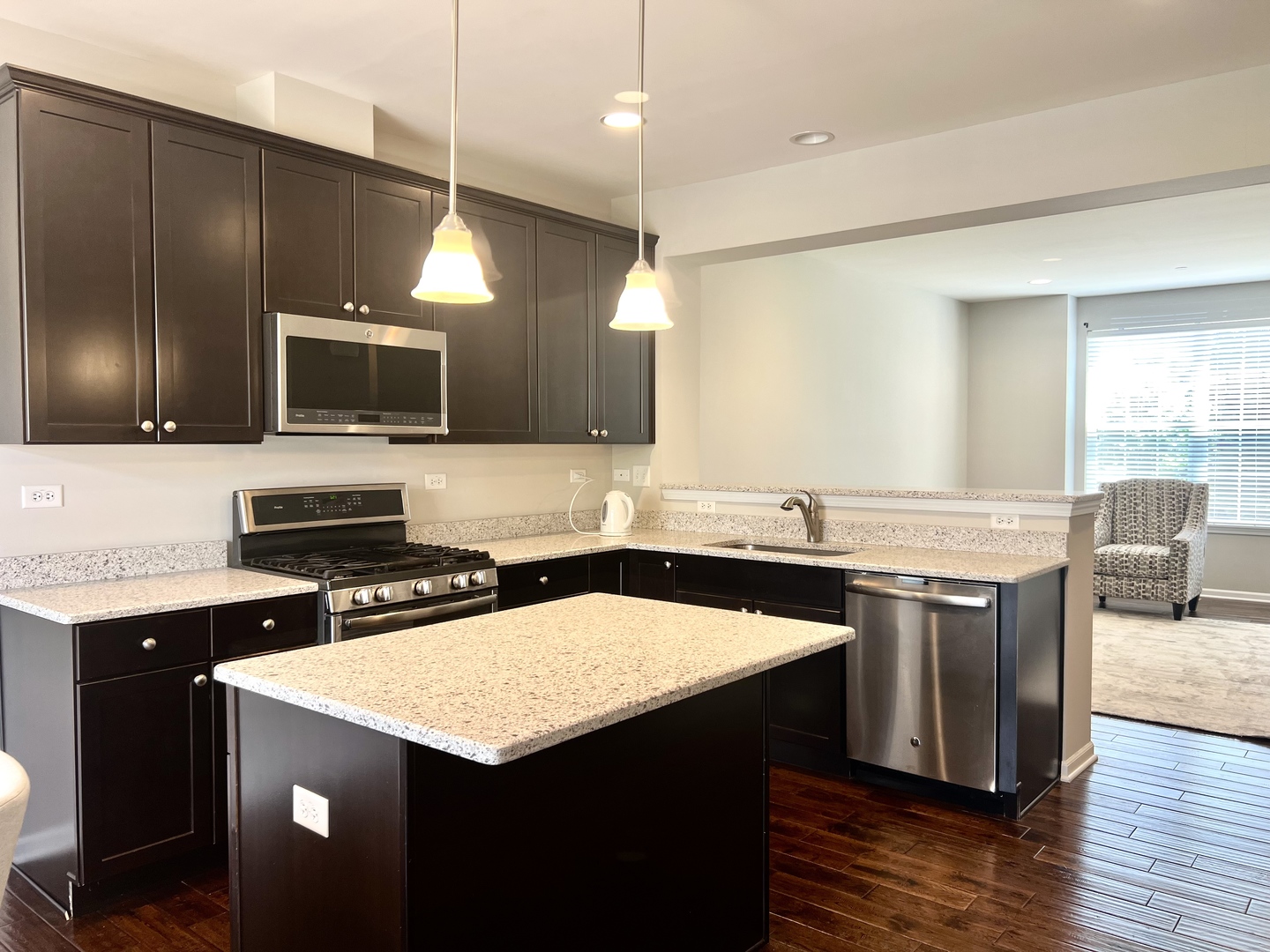 4182 Royal Mews Circle