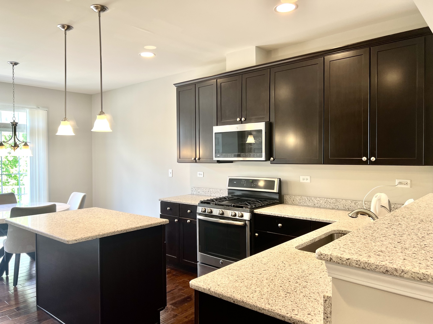 4182 Royal Mews Circle