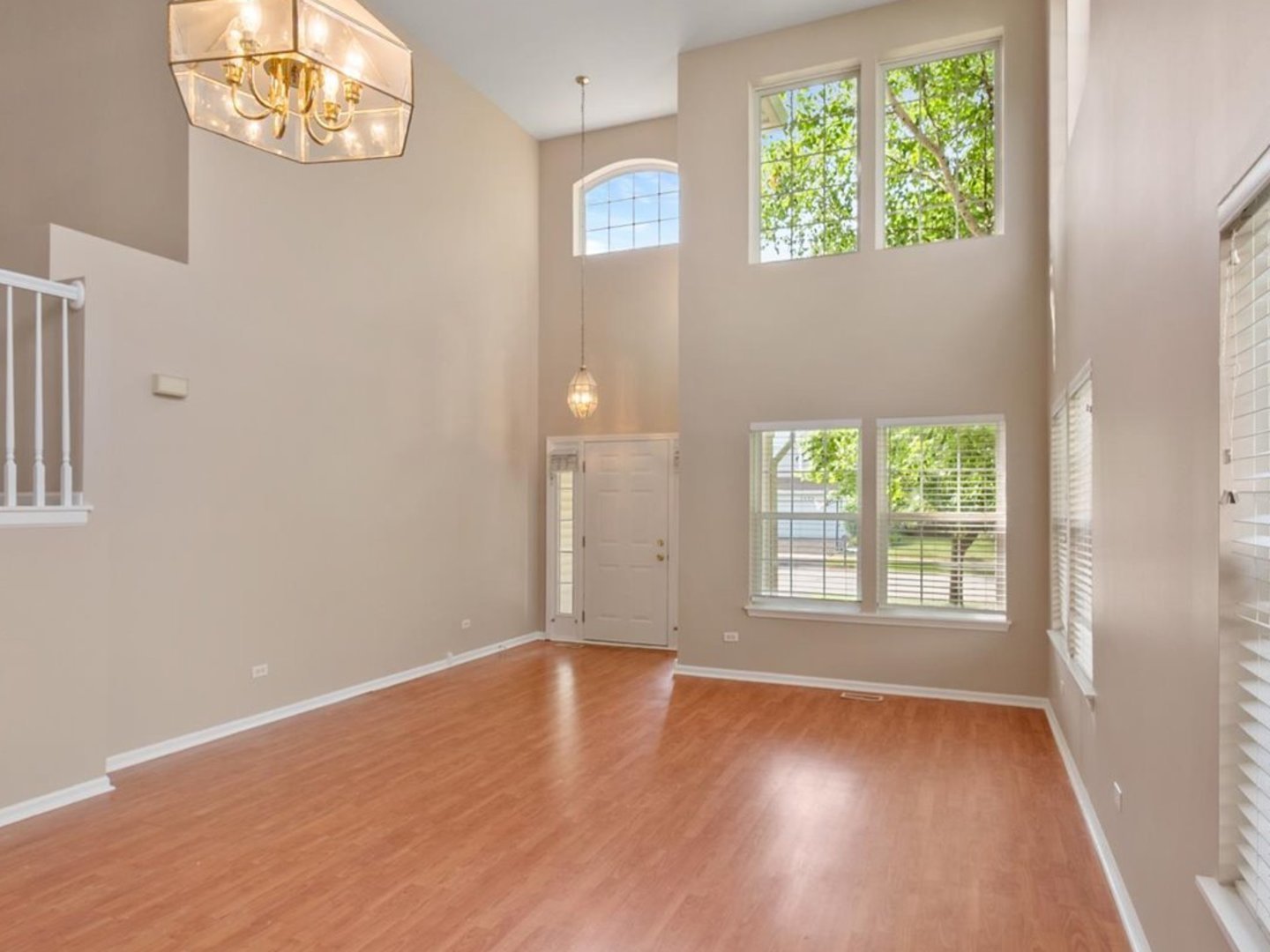 2607 Flagstone Circle