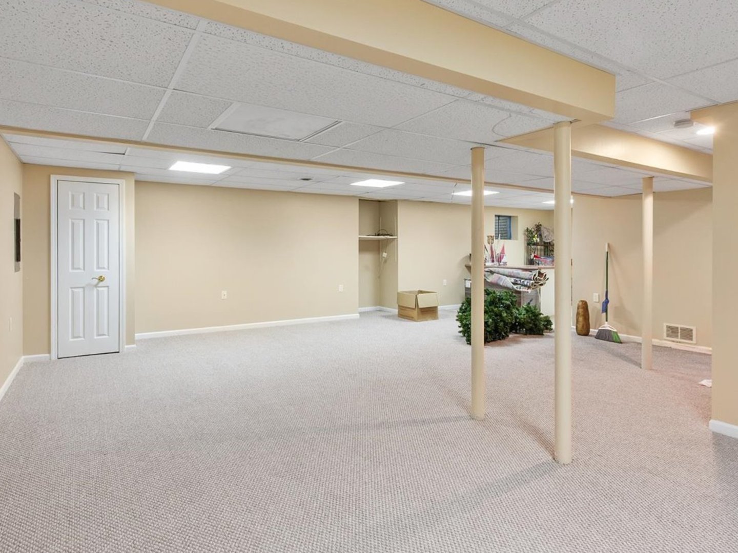 2607 Flagstone Circle