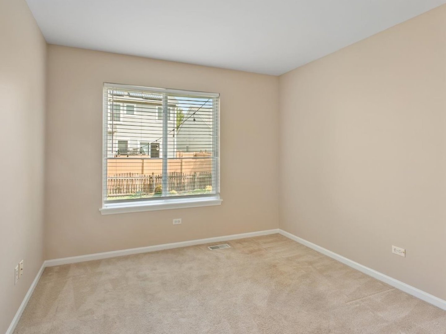 2607 Flagstone Circle