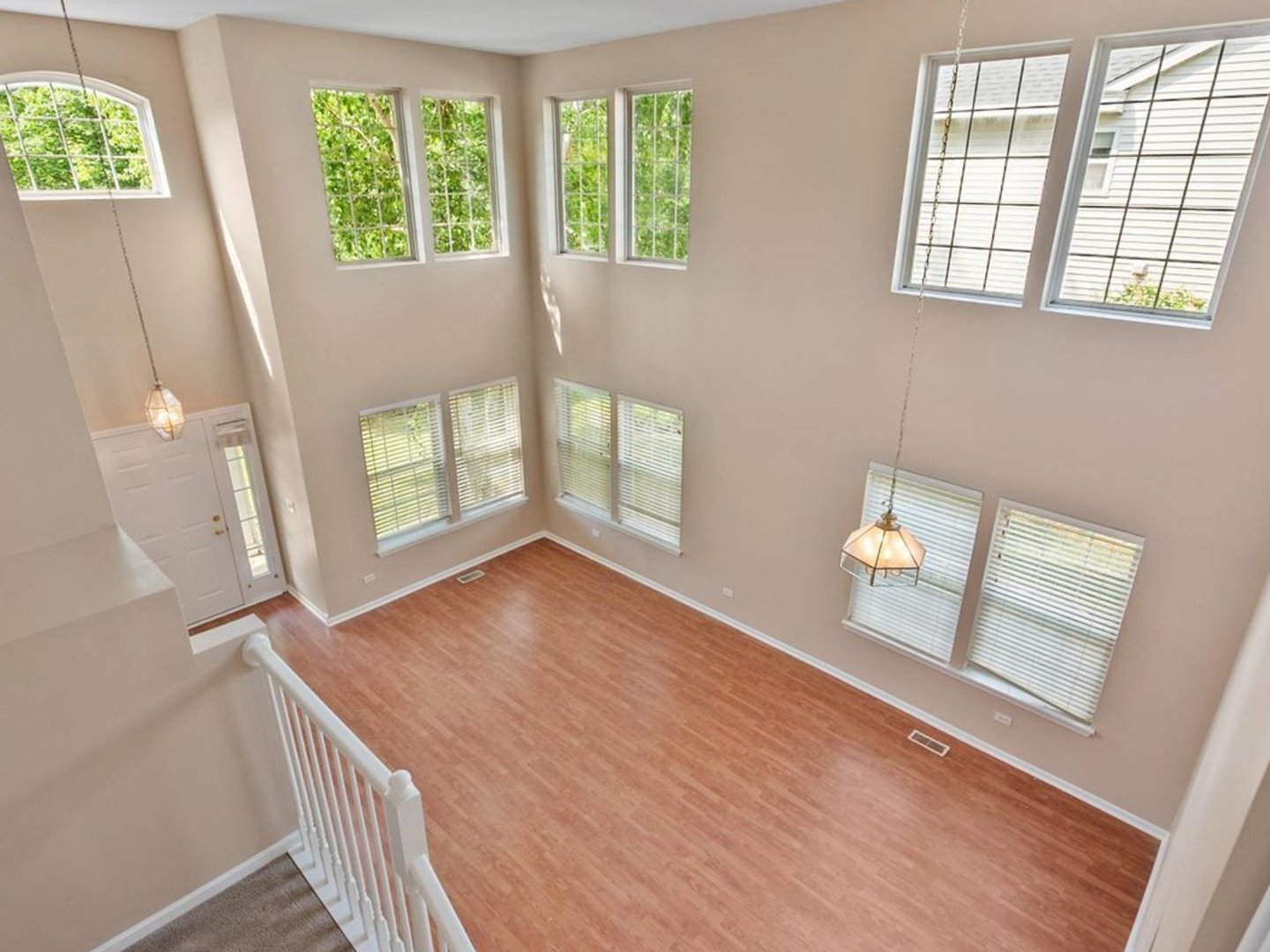 2607 Flagstone Circle