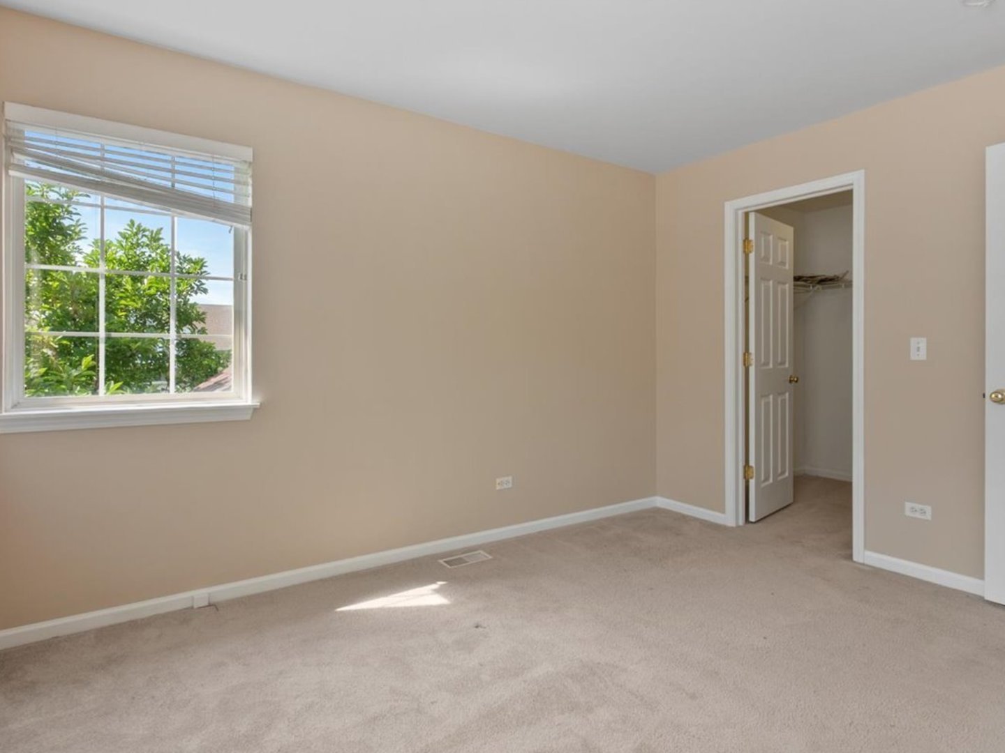 2607 Flagstone Circle