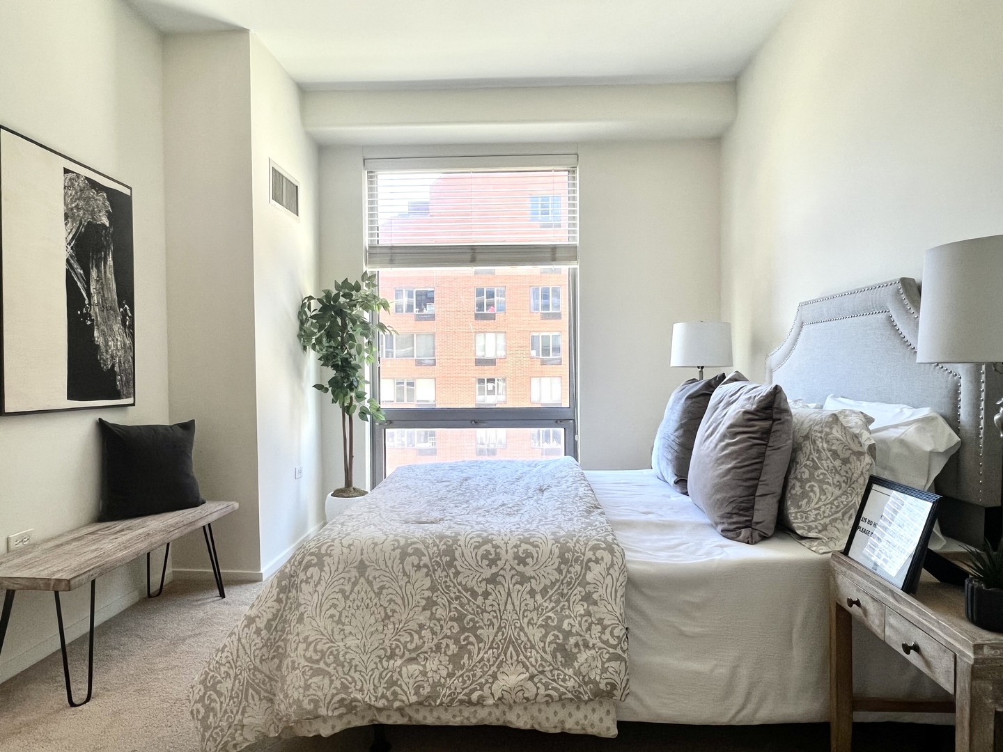 1 E 8th Street Unit: 307