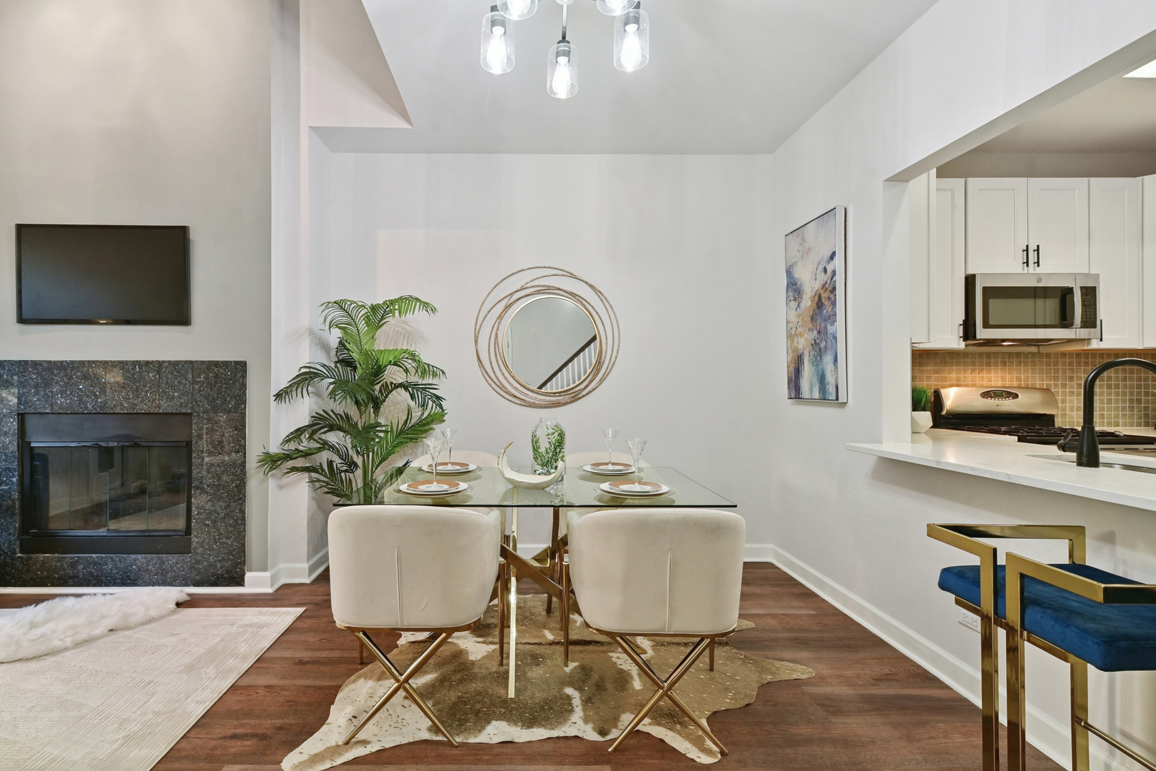 2040 N Sedgwick Street Unit: H