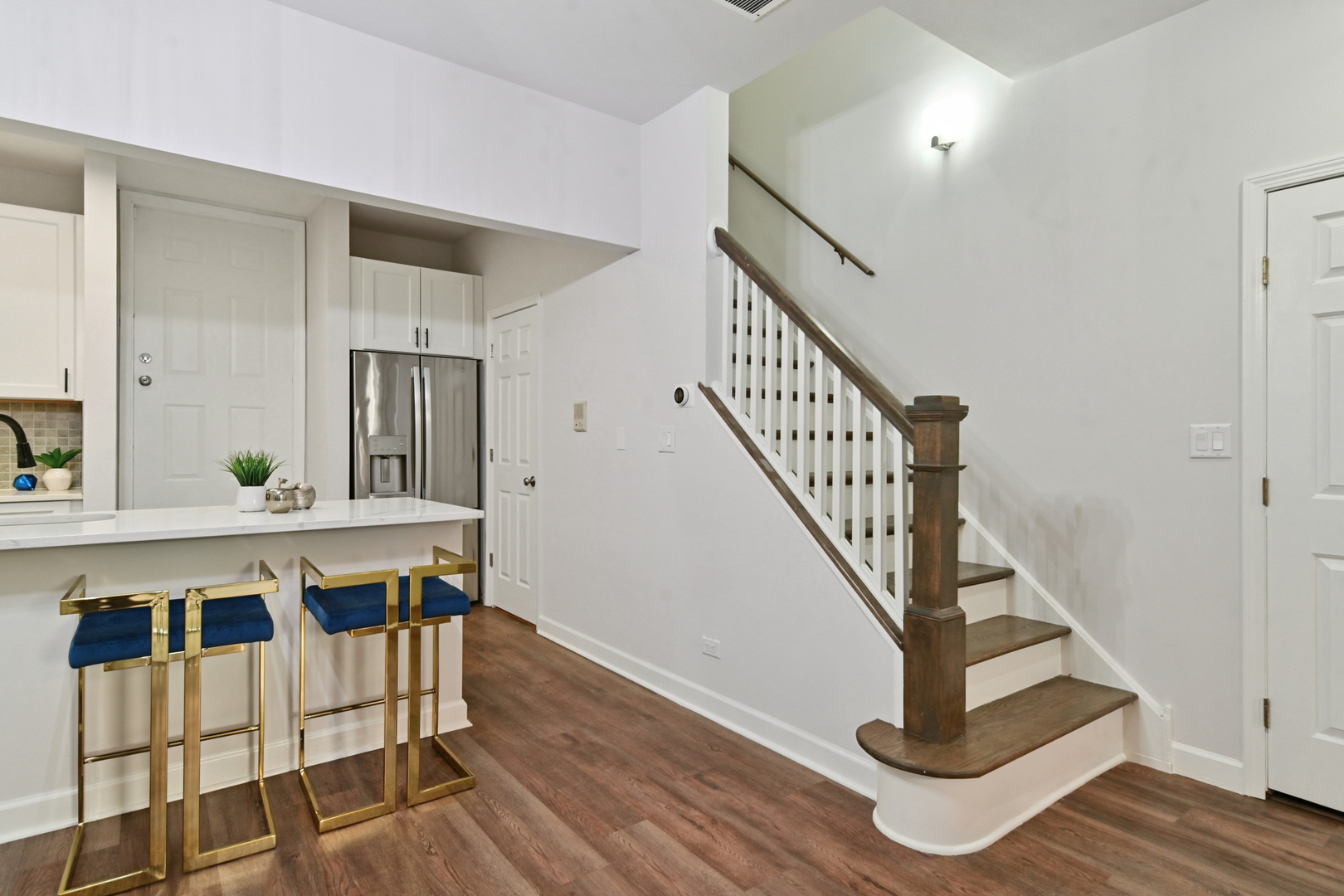 2040 N Sedgwick Street Unit: H