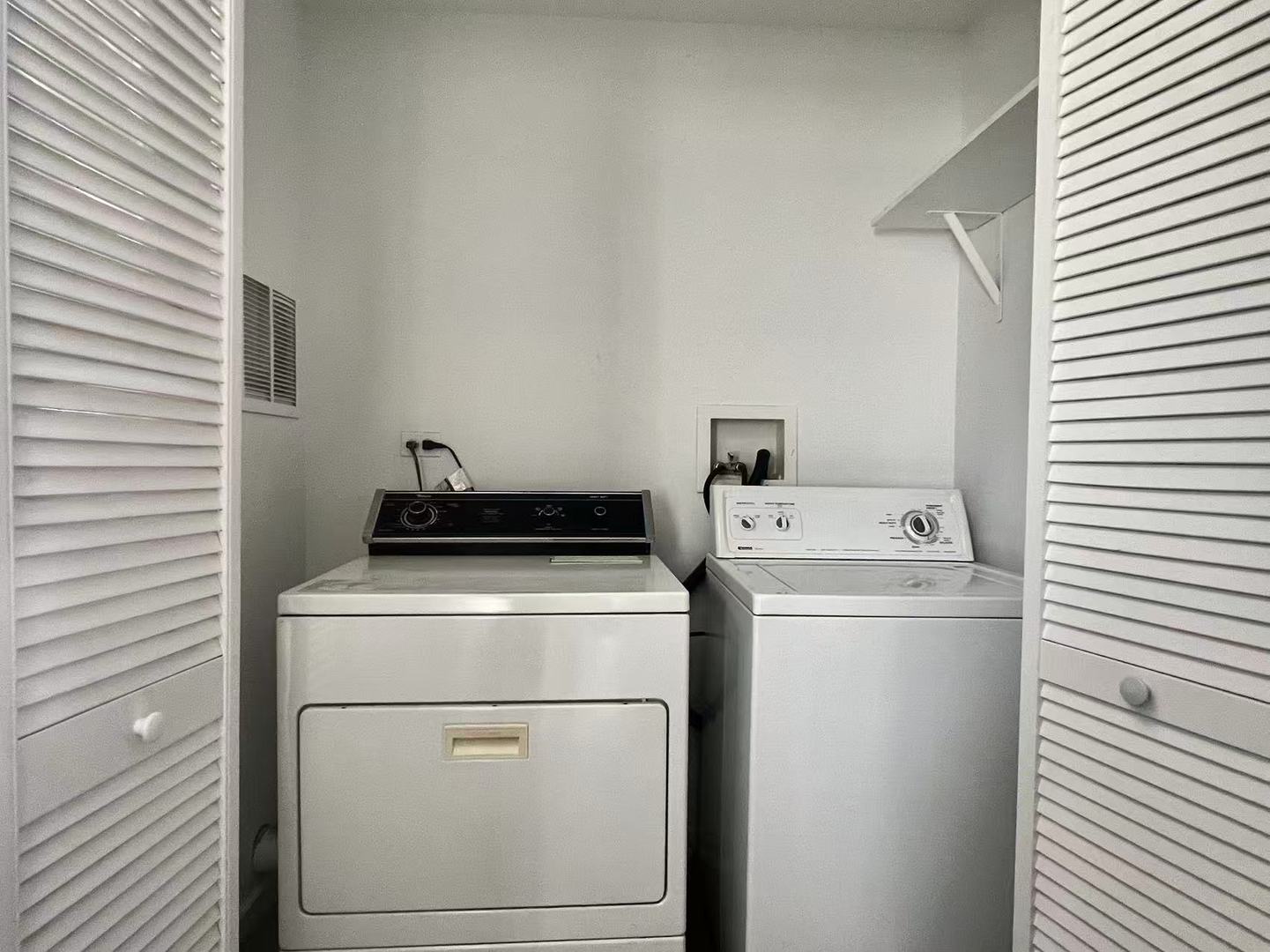 7113 Clarendon Hills Road