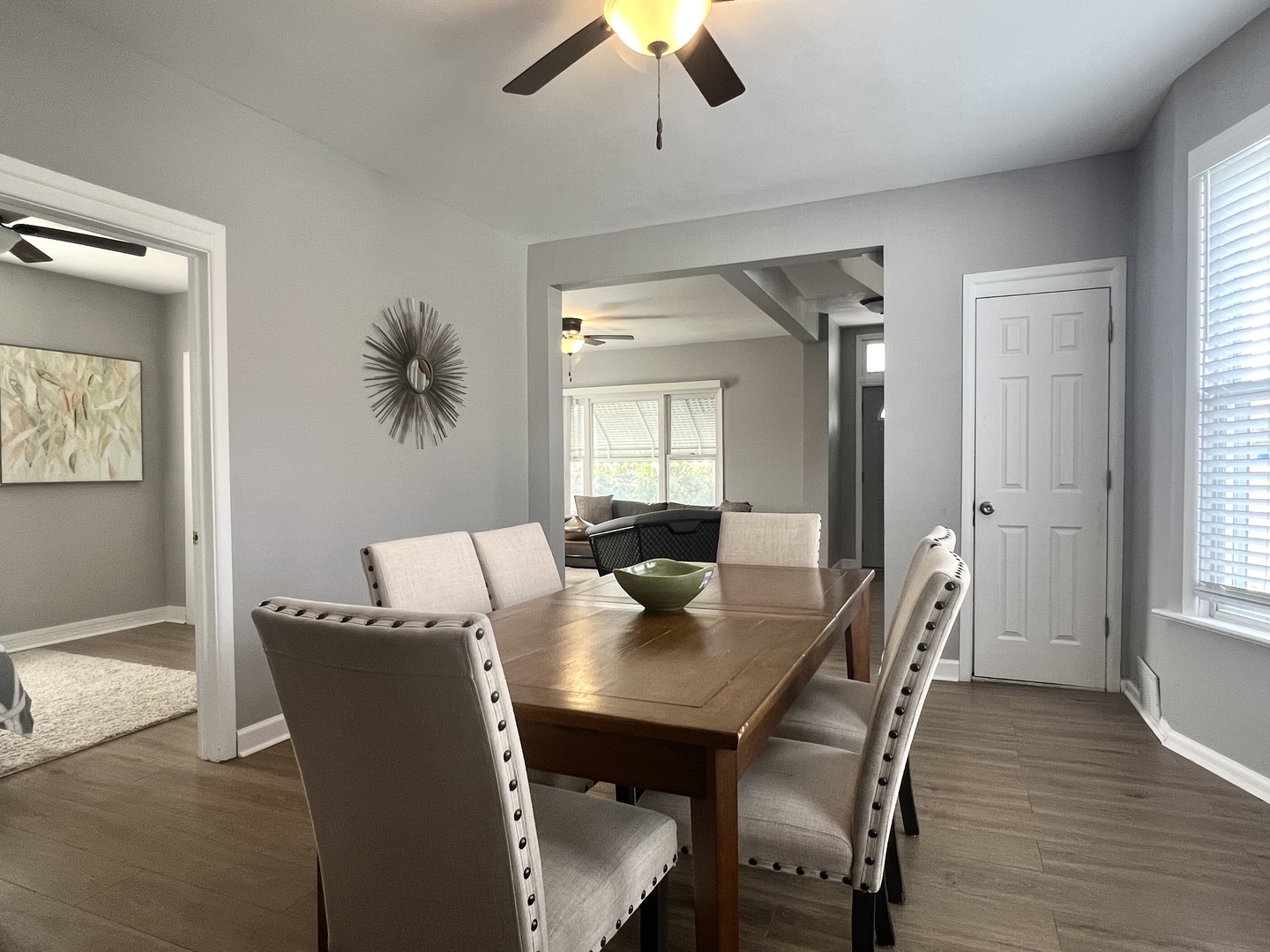 7113 Clarendon Hills Road