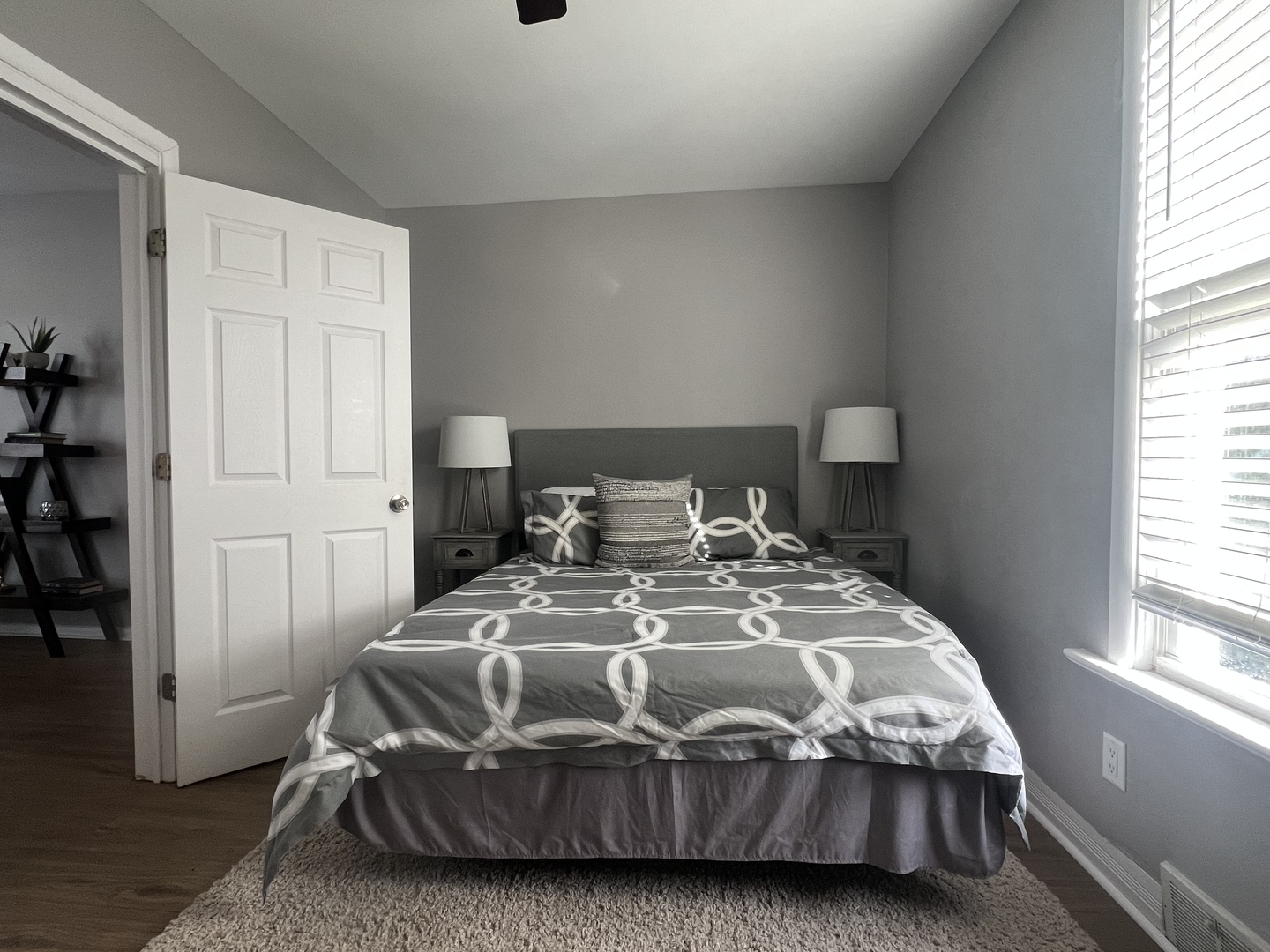 7113 Clarendon Hills Road