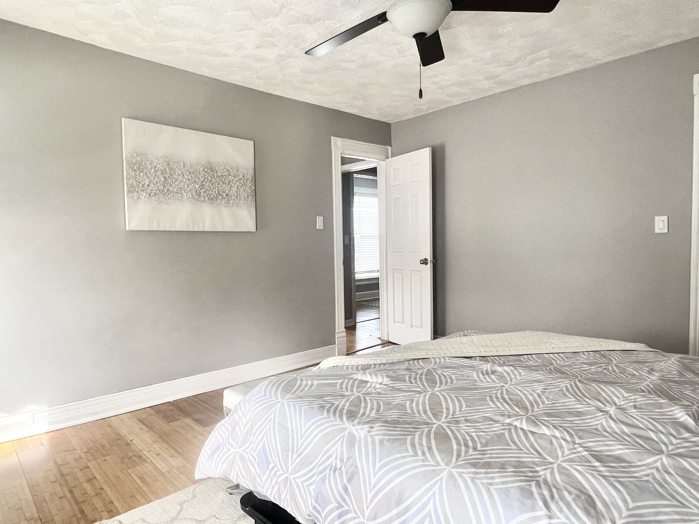 7113 Clarendon Hills Road