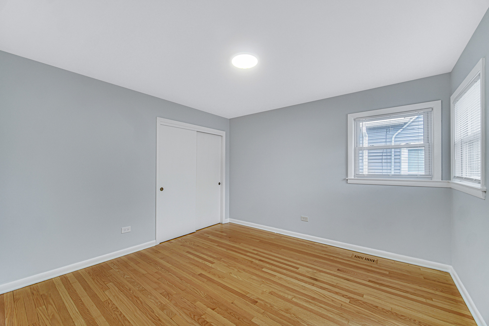 2219 N 74th Court