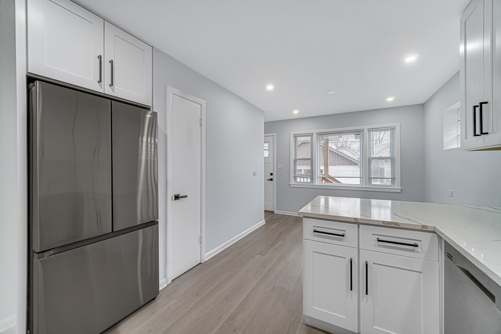 2219 N 74th Court