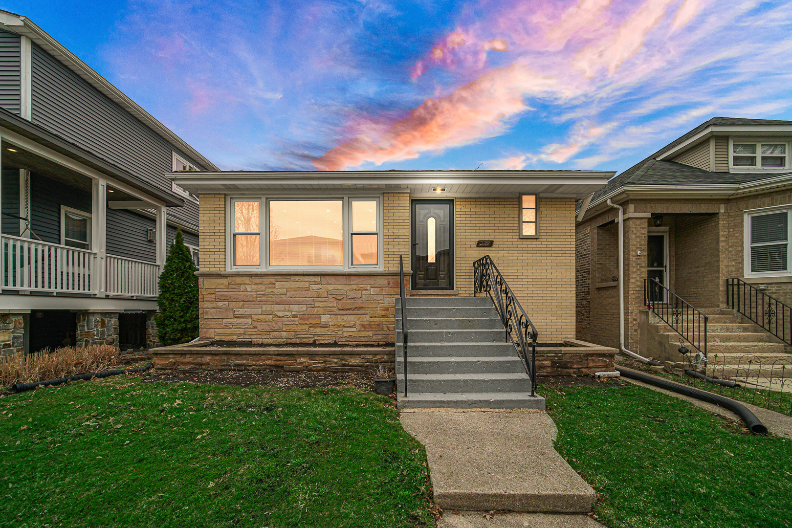 2219 N 74th Court