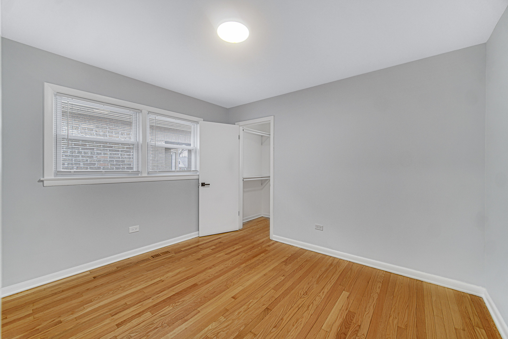 2219 N 74th Court