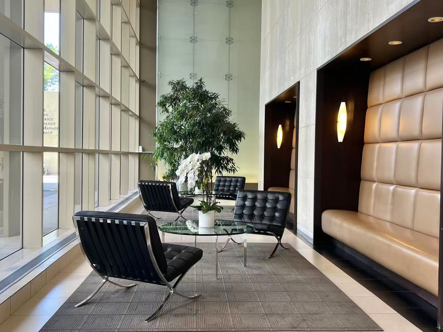 5320 N Sheridan Road Unit: 2203