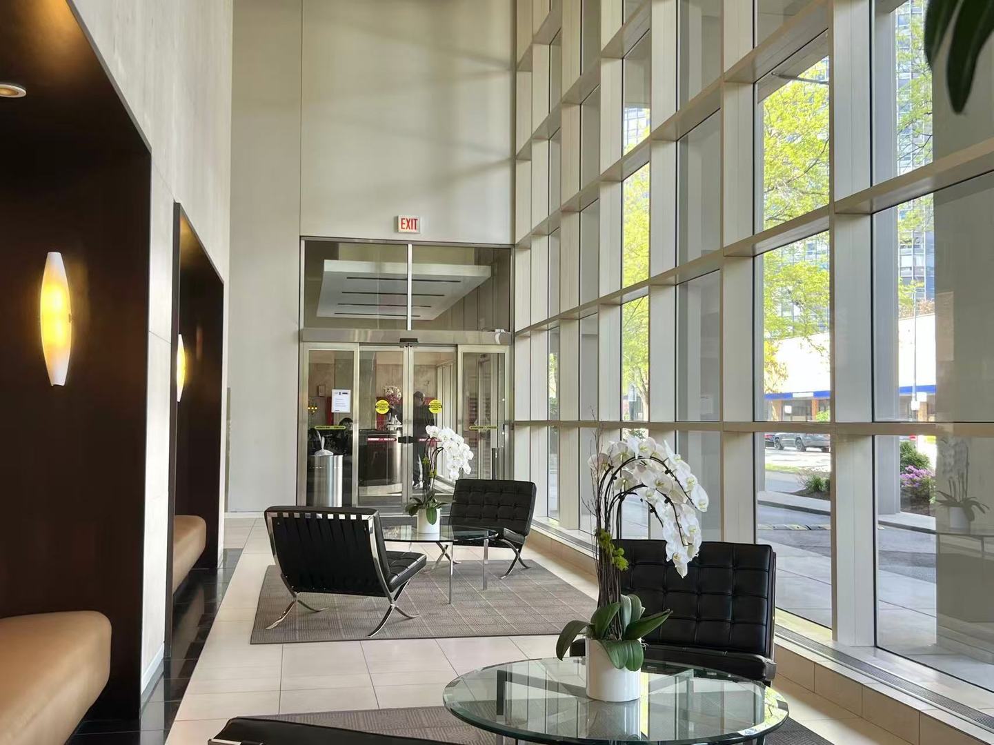 5320 N Sheridan Road Unit: 2203
