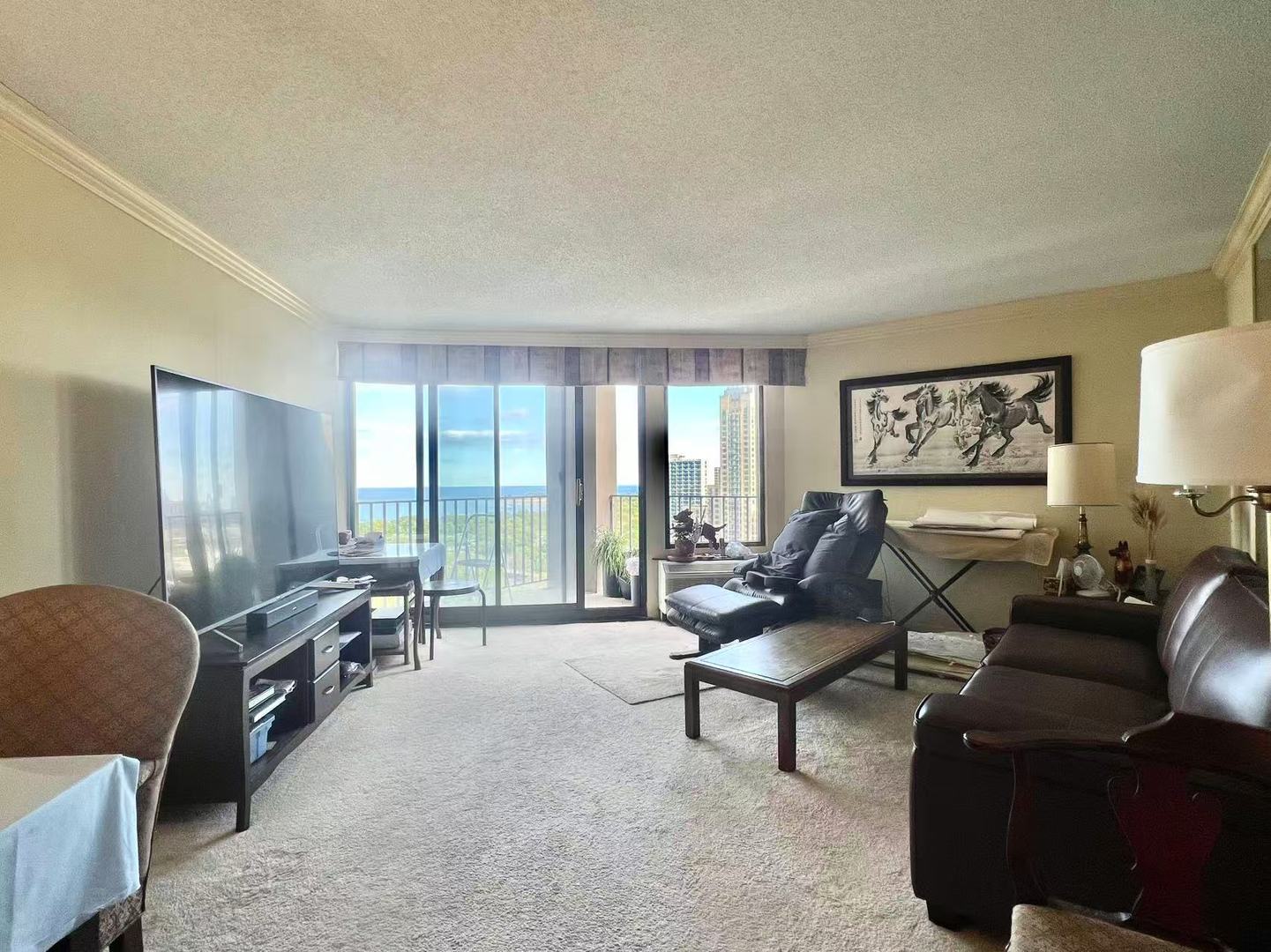 5320 N Sheridan Road Unit: 2203