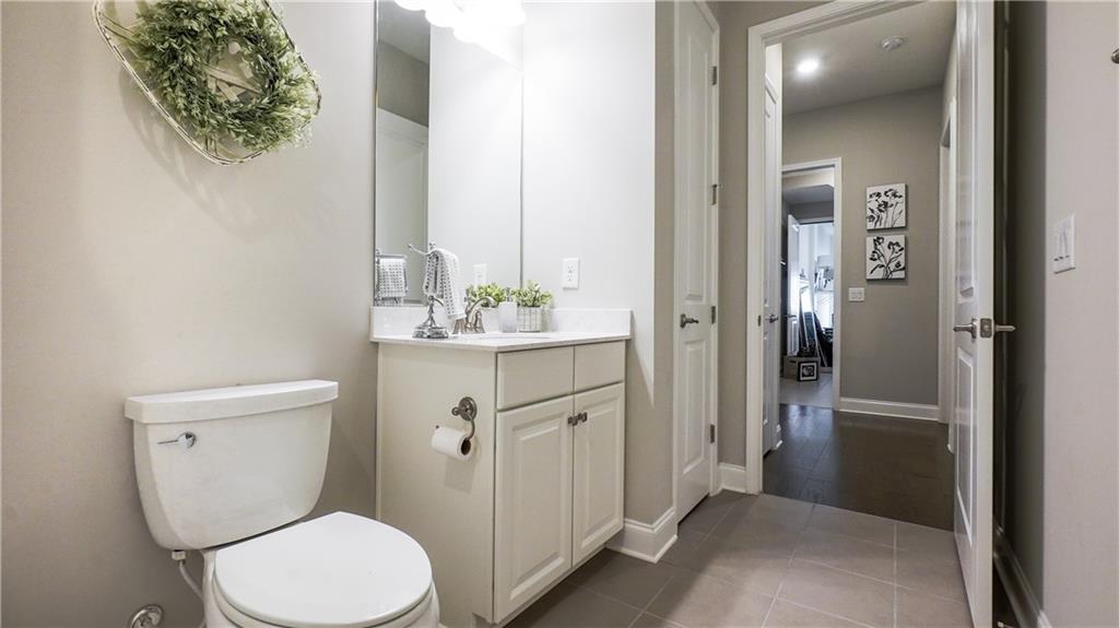 2625 Essex Glen Cove