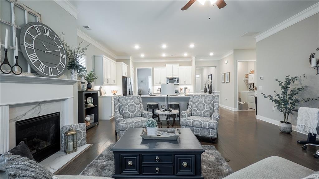 2625 Essex Glen Cove